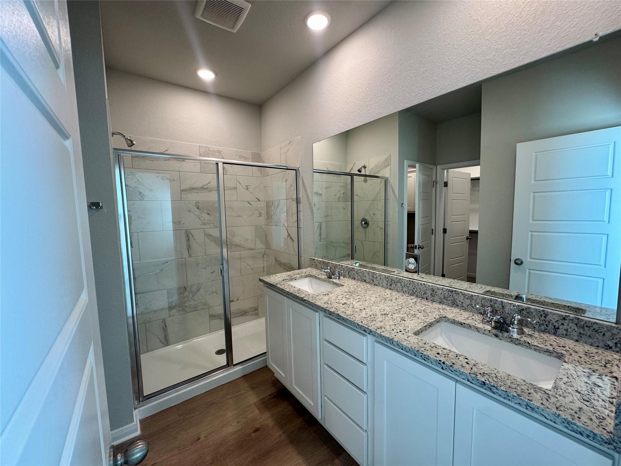 801 Staglin St #a Property Photo 10