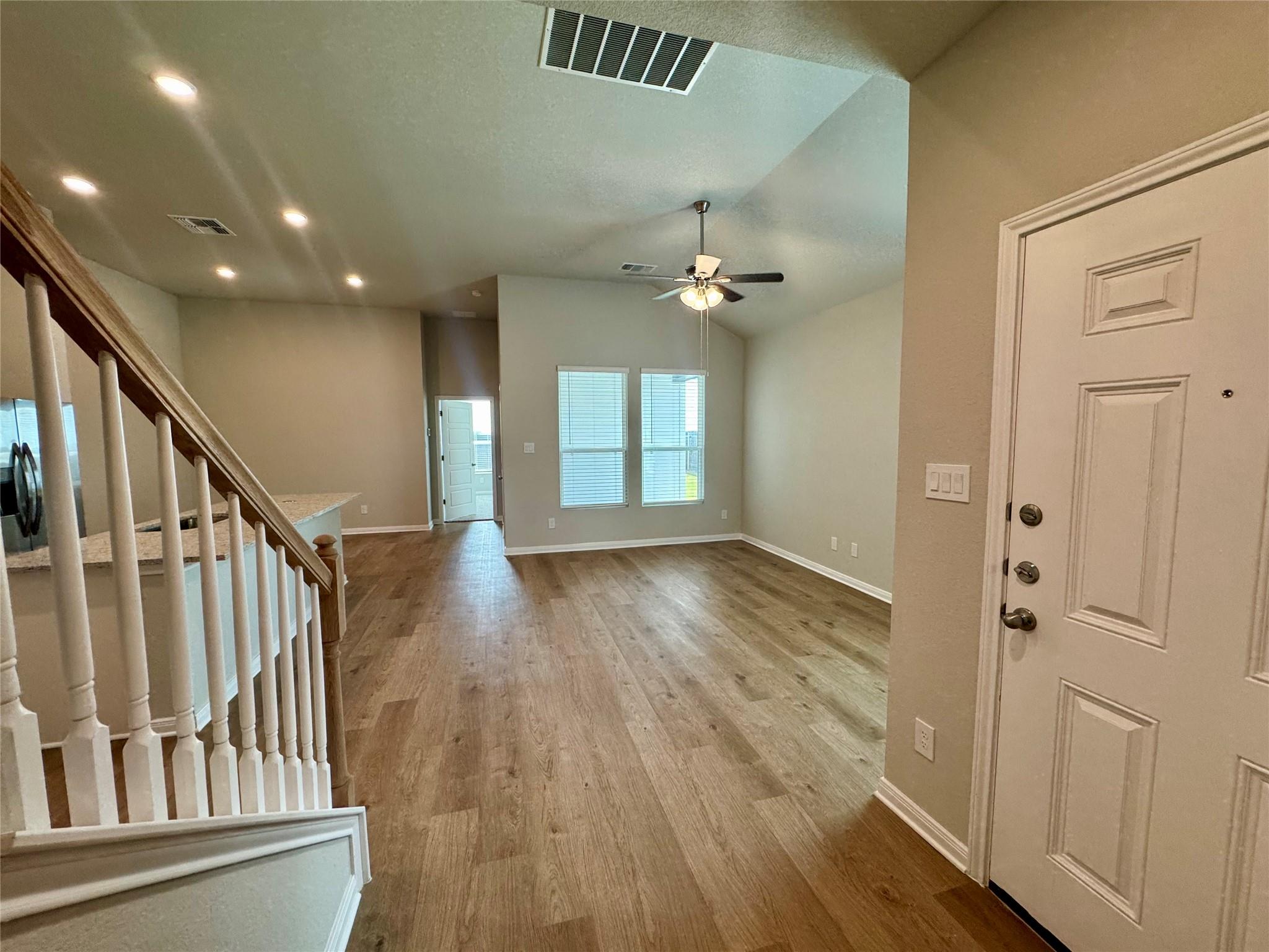 801 Staglin St #a Property Photo 17