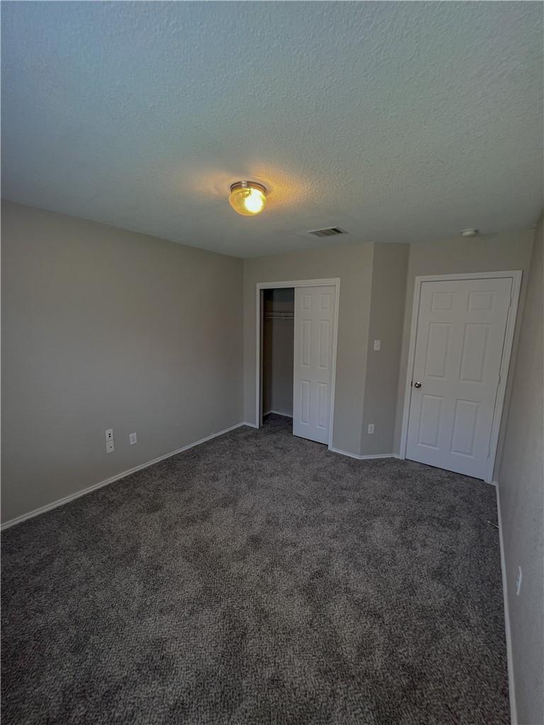 325 Altamont St Property Photo 10