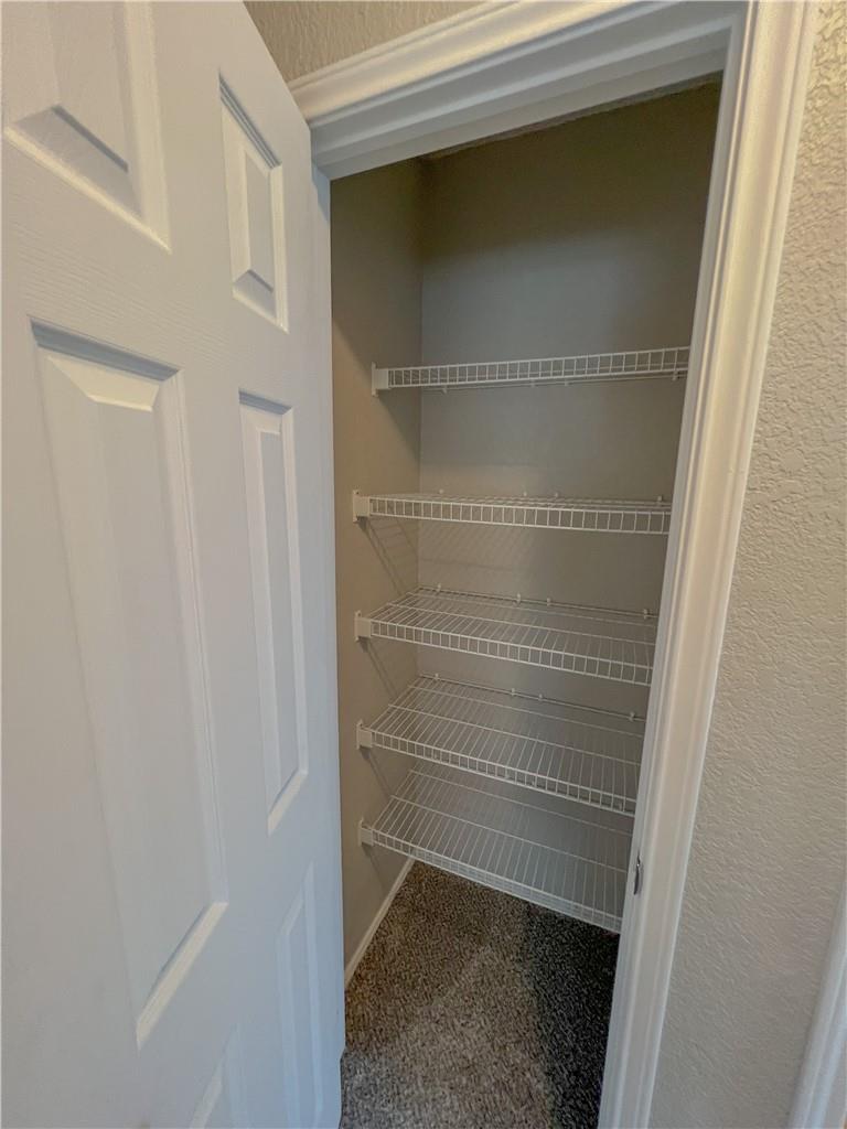 325 Altamont St Property Photo 11