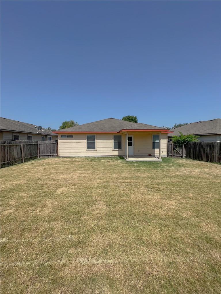 325 Altamont St Property Photo 23