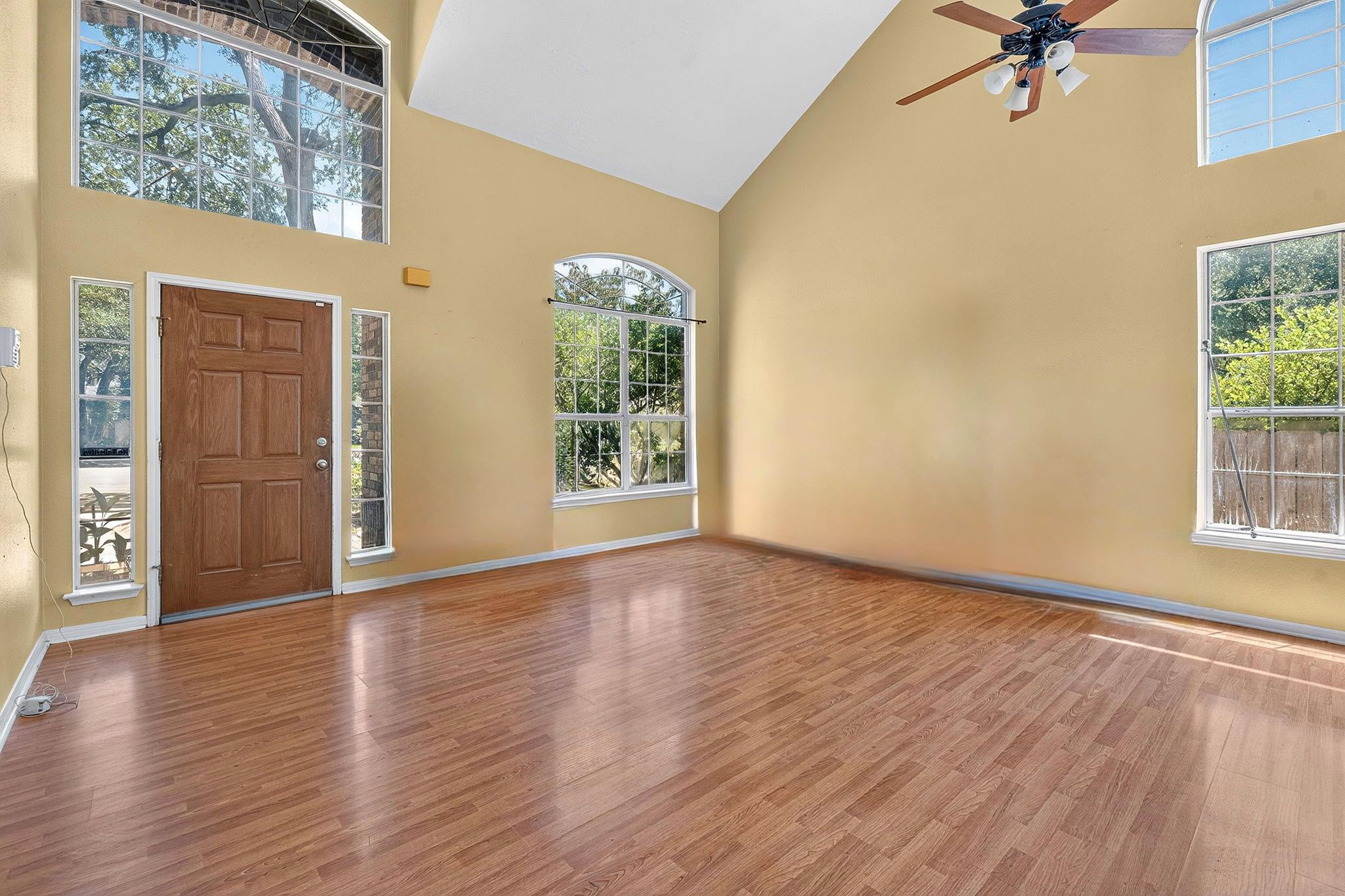 6003 La Naranja Ln Property Photo 4