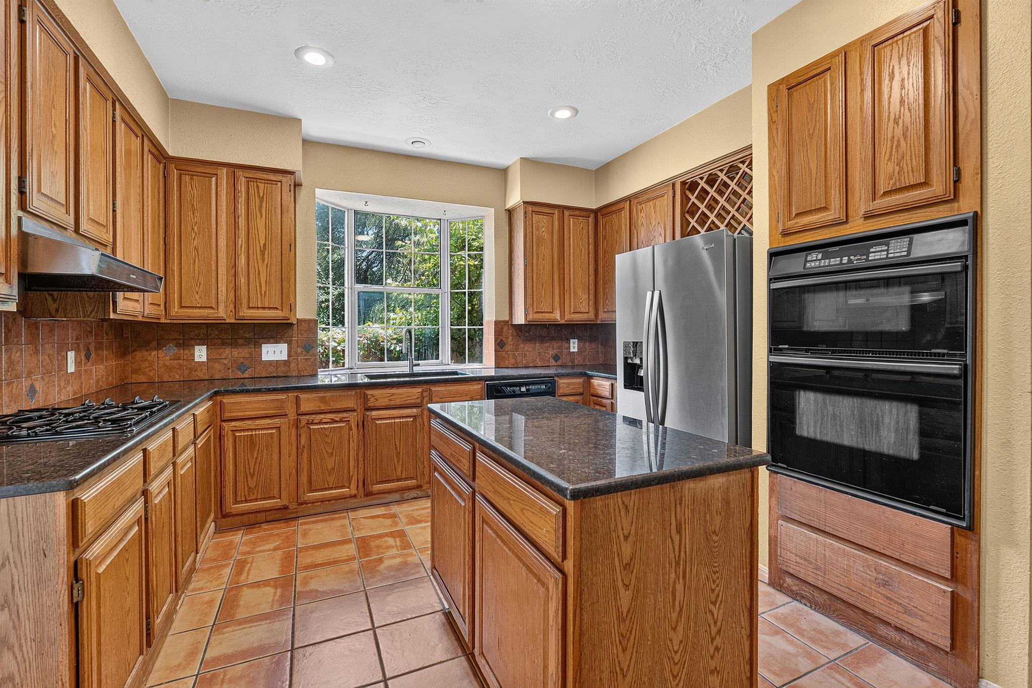 6003 La Naranja Ln Property Photo 8