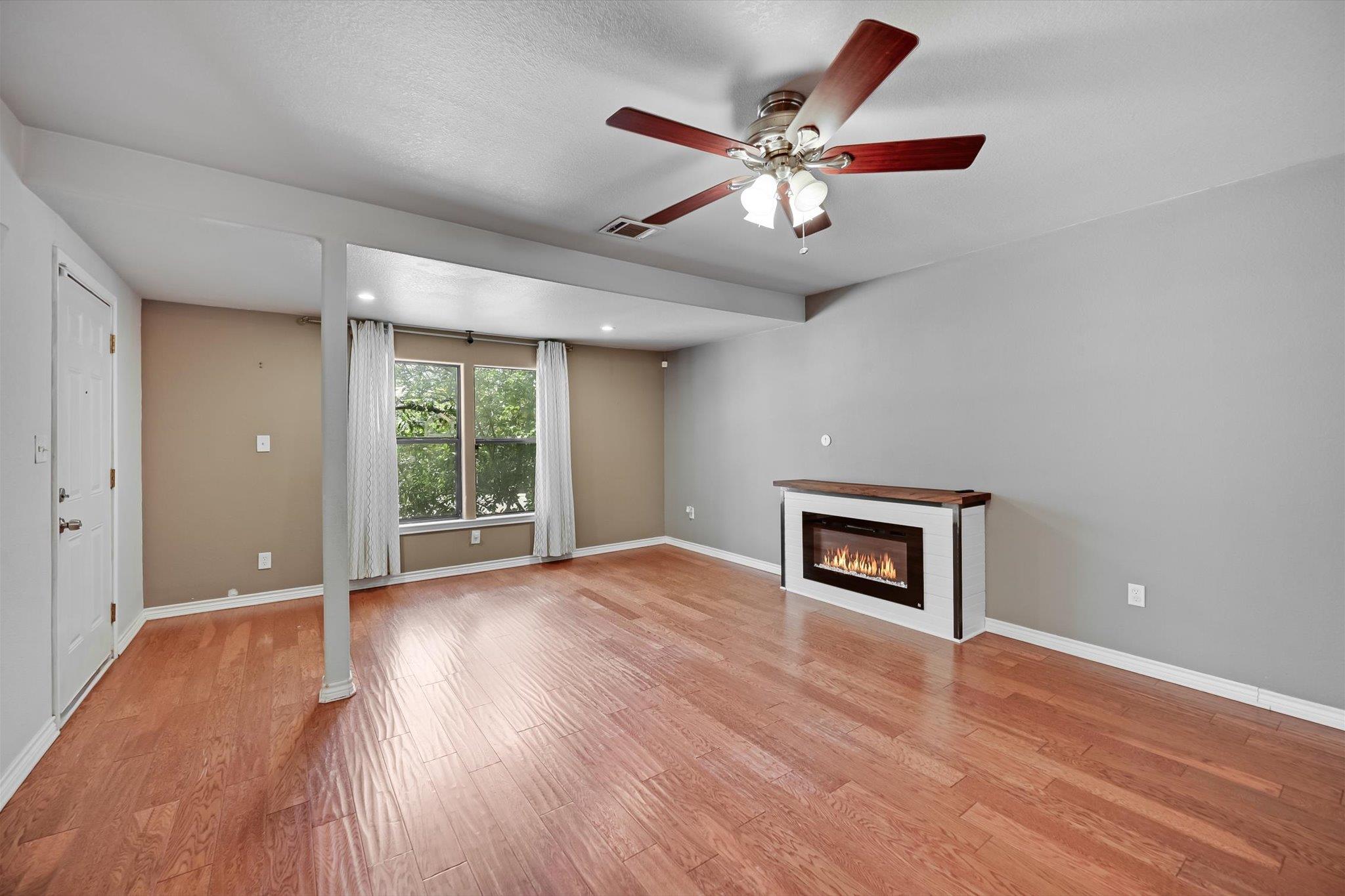 3406 E Martin Luther King Jr Blvd Property Photo 4