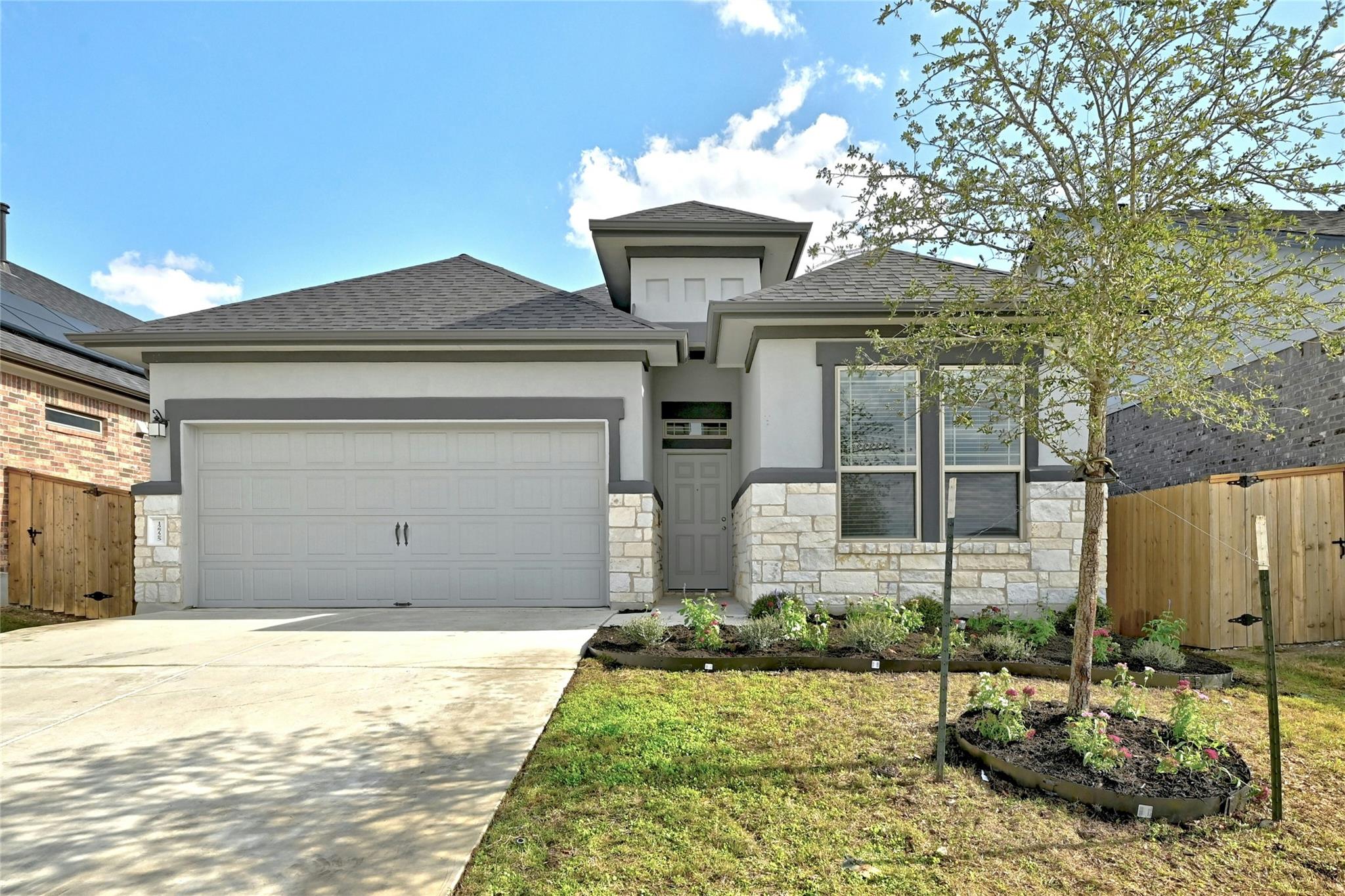 12725 Bloomington Dr 129 Property Photo