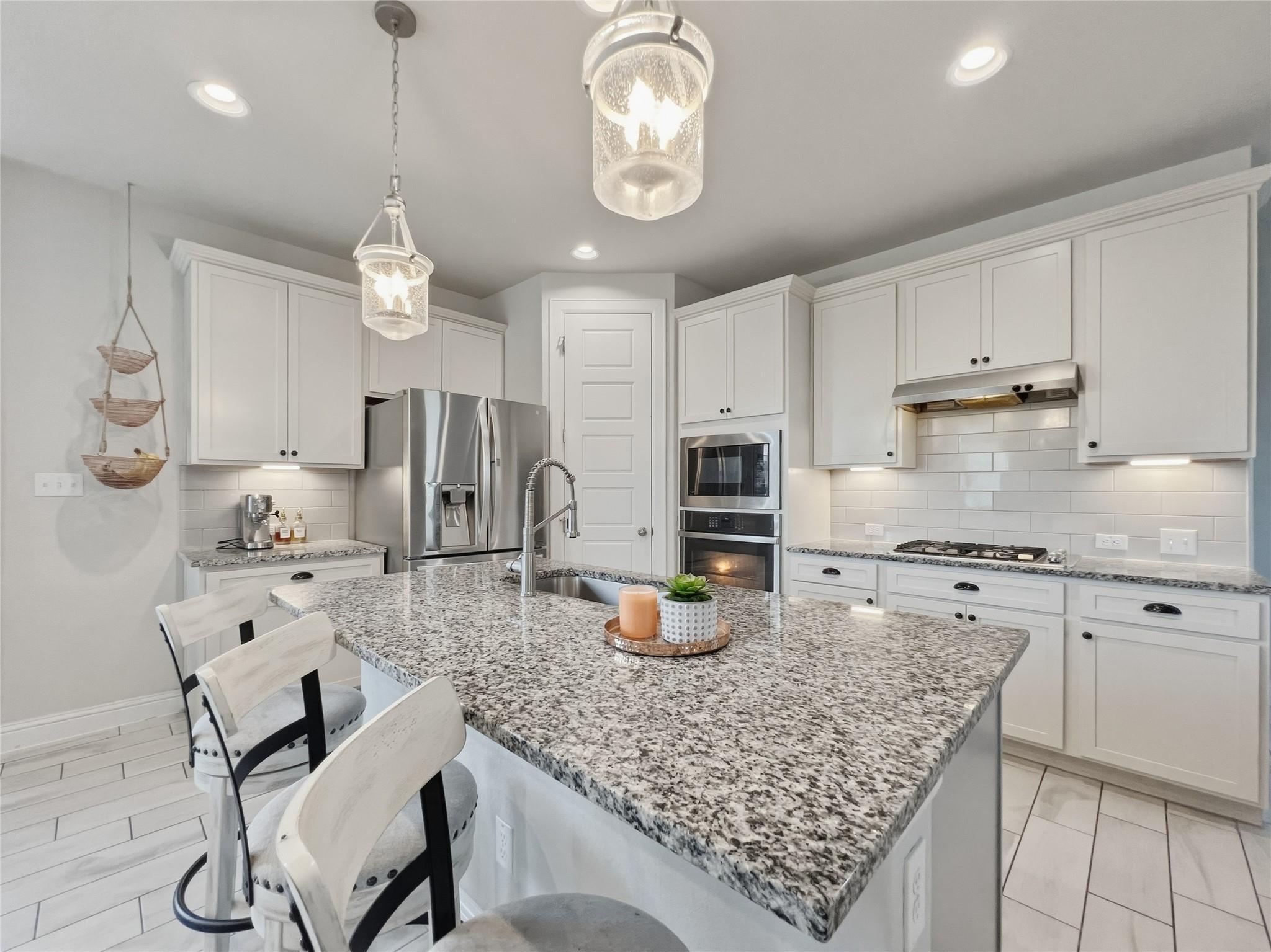 309 Gaida Loop Property Photo 8