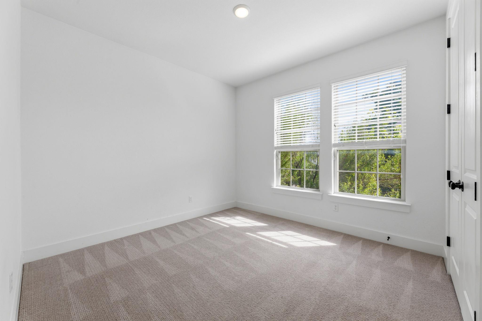 1404 Castalo Ln Property Photo 21