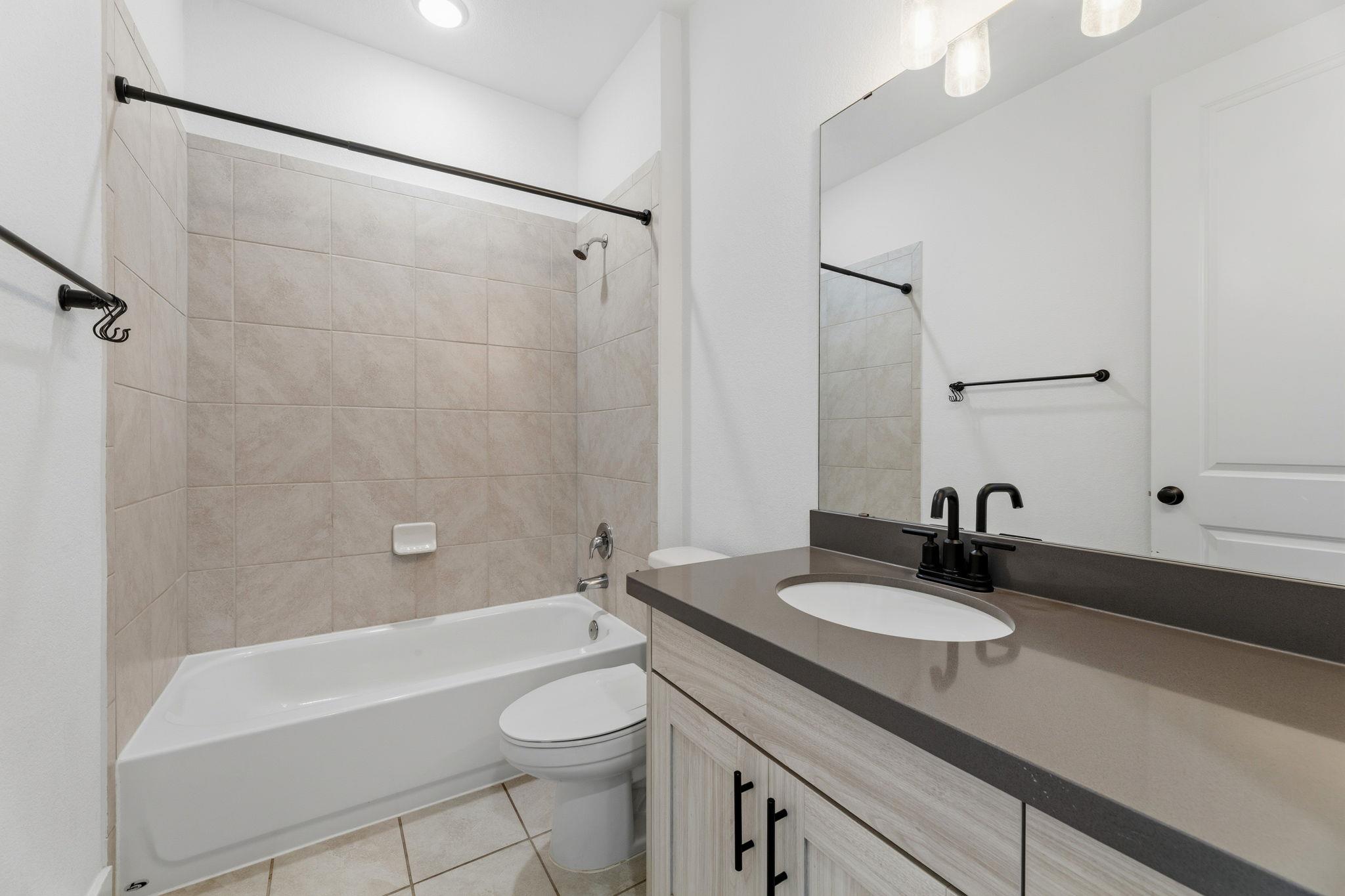 1404 Castalo Ln Property Photo 22