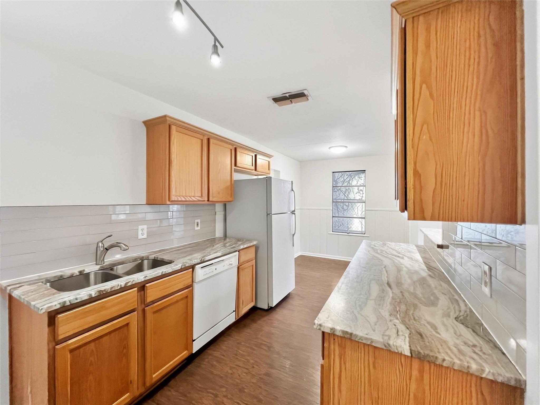 4508 Bennett Ave #a Property Photo 10