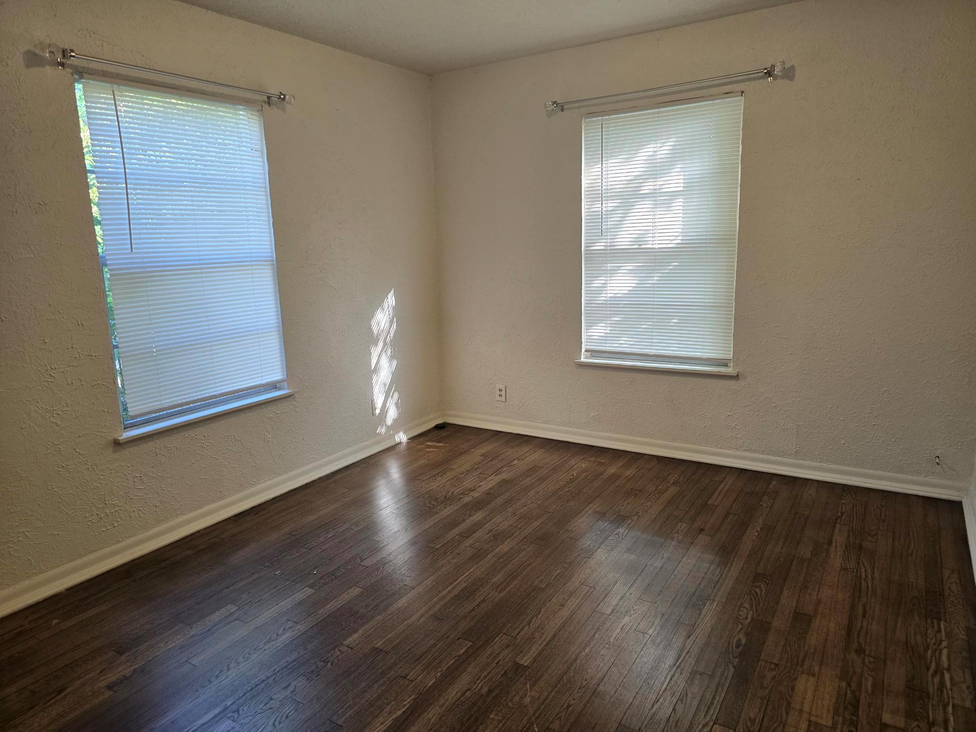 5408 Joe Sayers Ave Property Photo 3