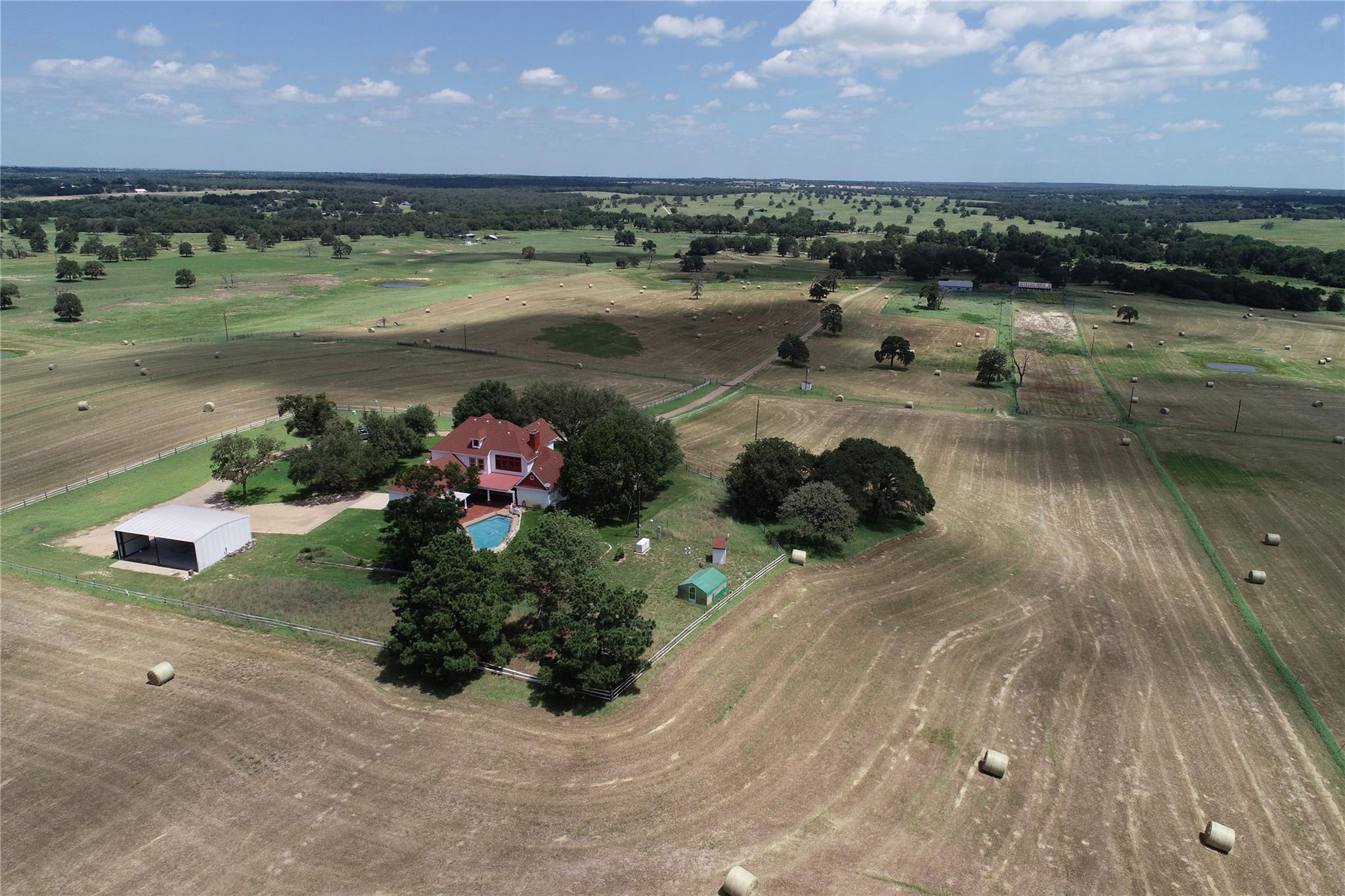 3083129 Property Photo 6