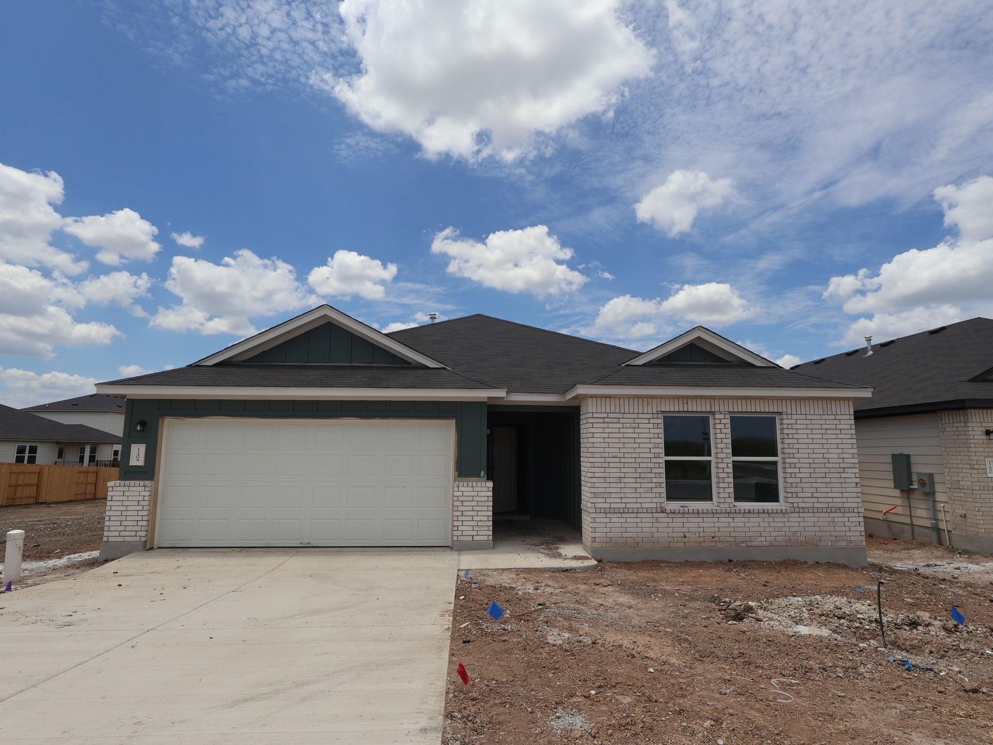 12404 Setting Peak Ln Property Photo 1