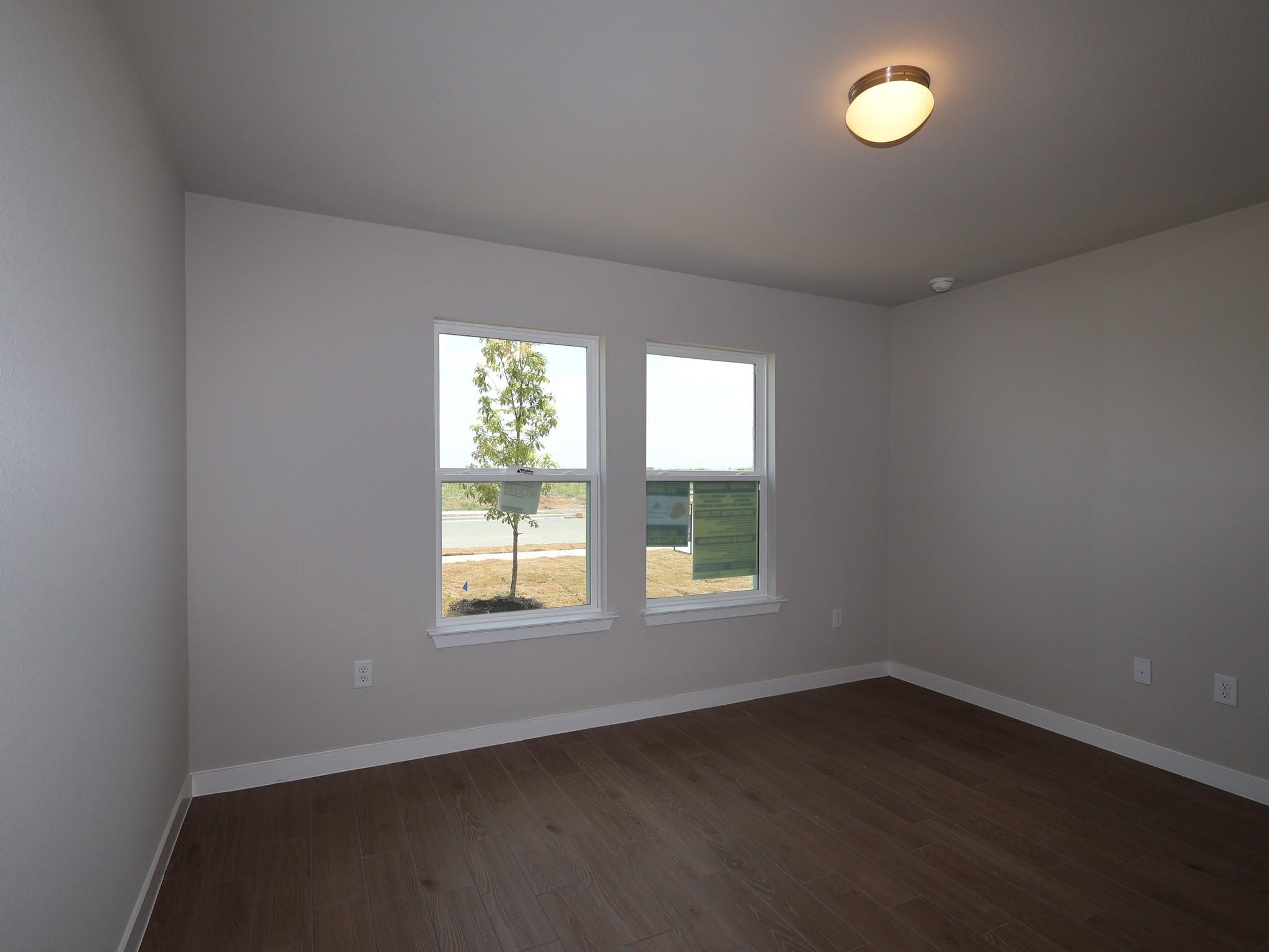 12404 Setting Peak Ln Property Photo 16