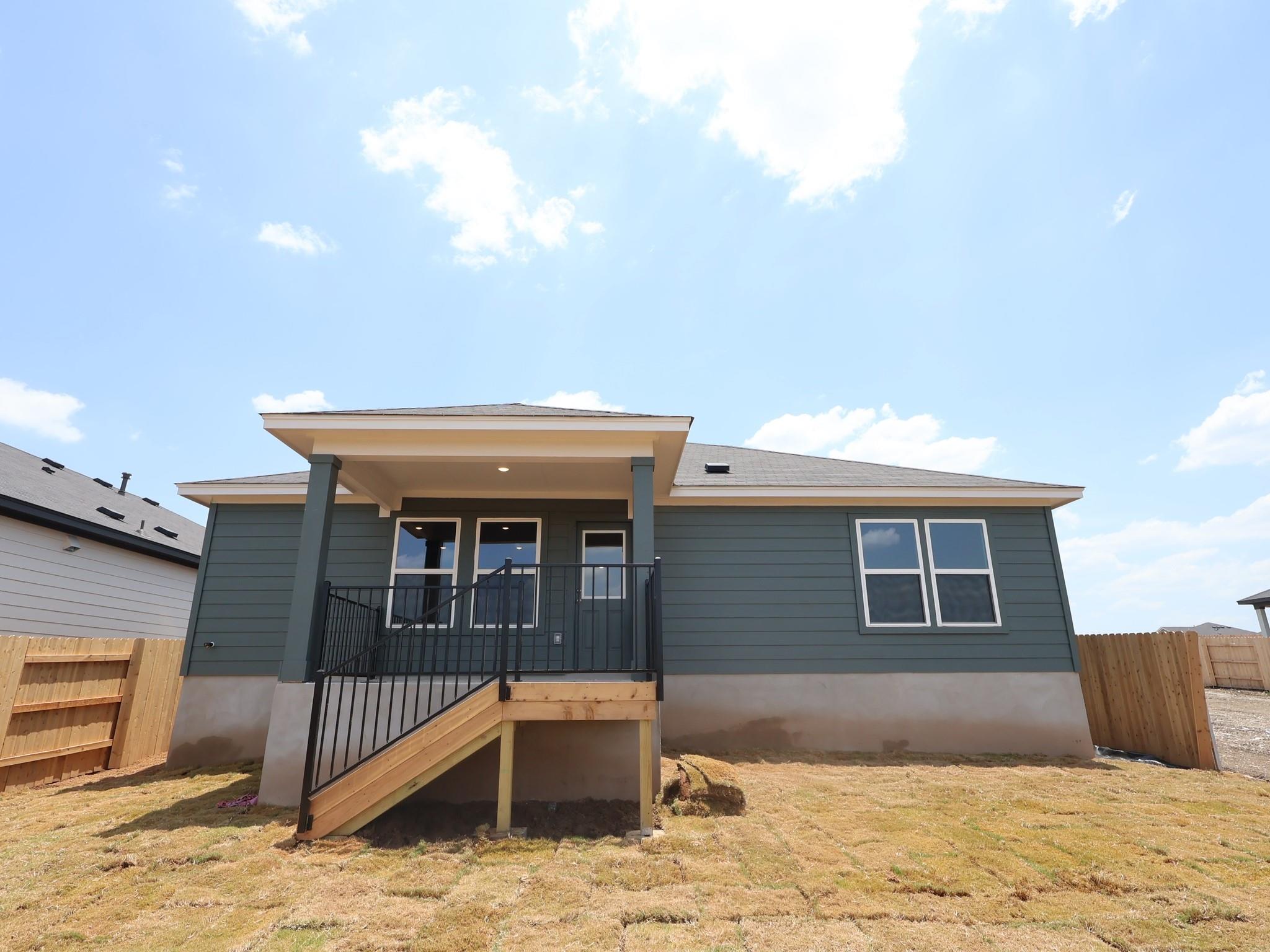 12404 Setting Peak Ln Property Photo 22