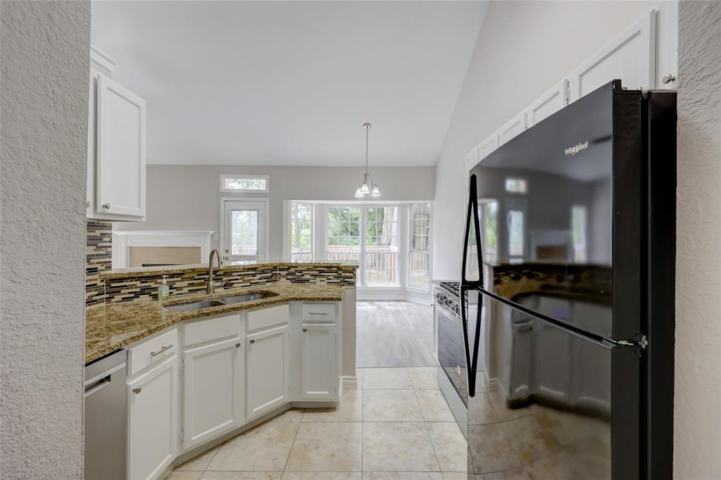 16401 Malden Dr Property Photo 12