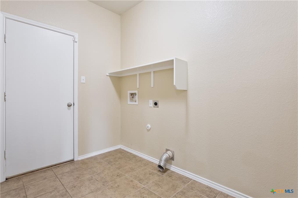 405 E Orion Dr Property Photo 18