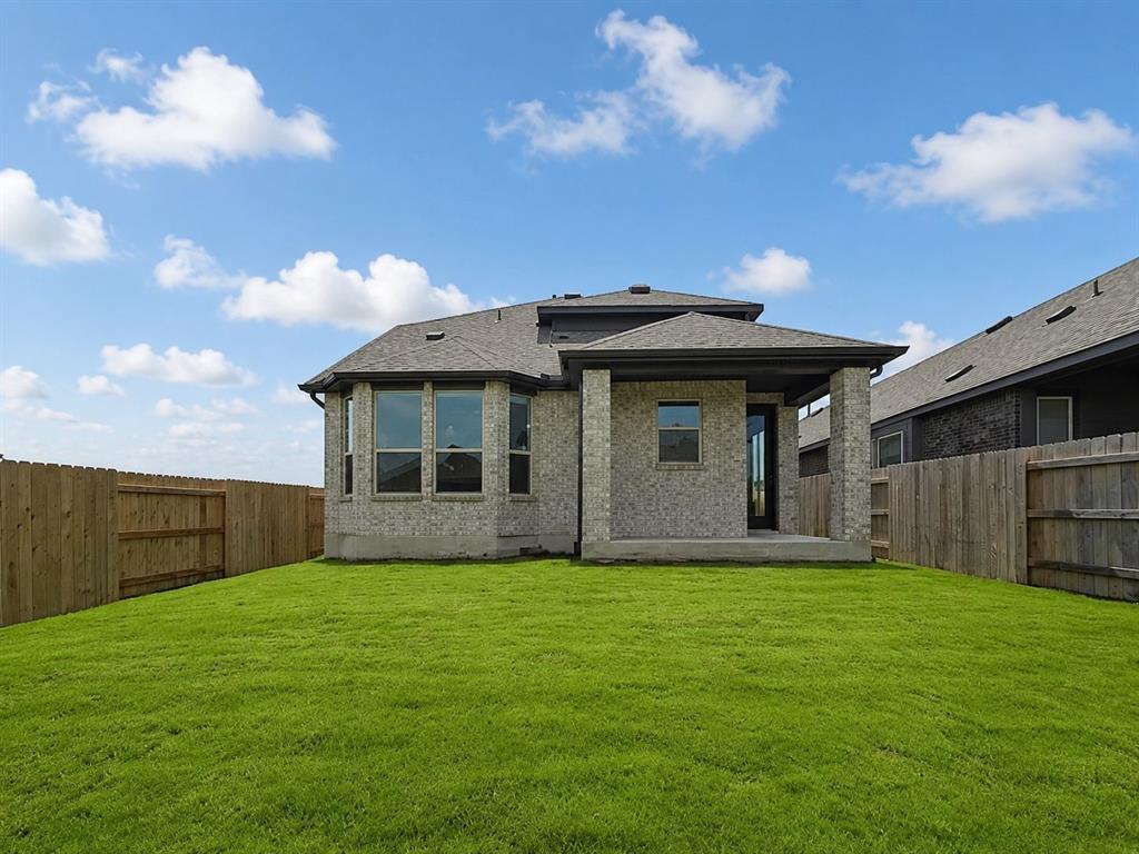 200 Bay Breeze Dr Property Photo 15