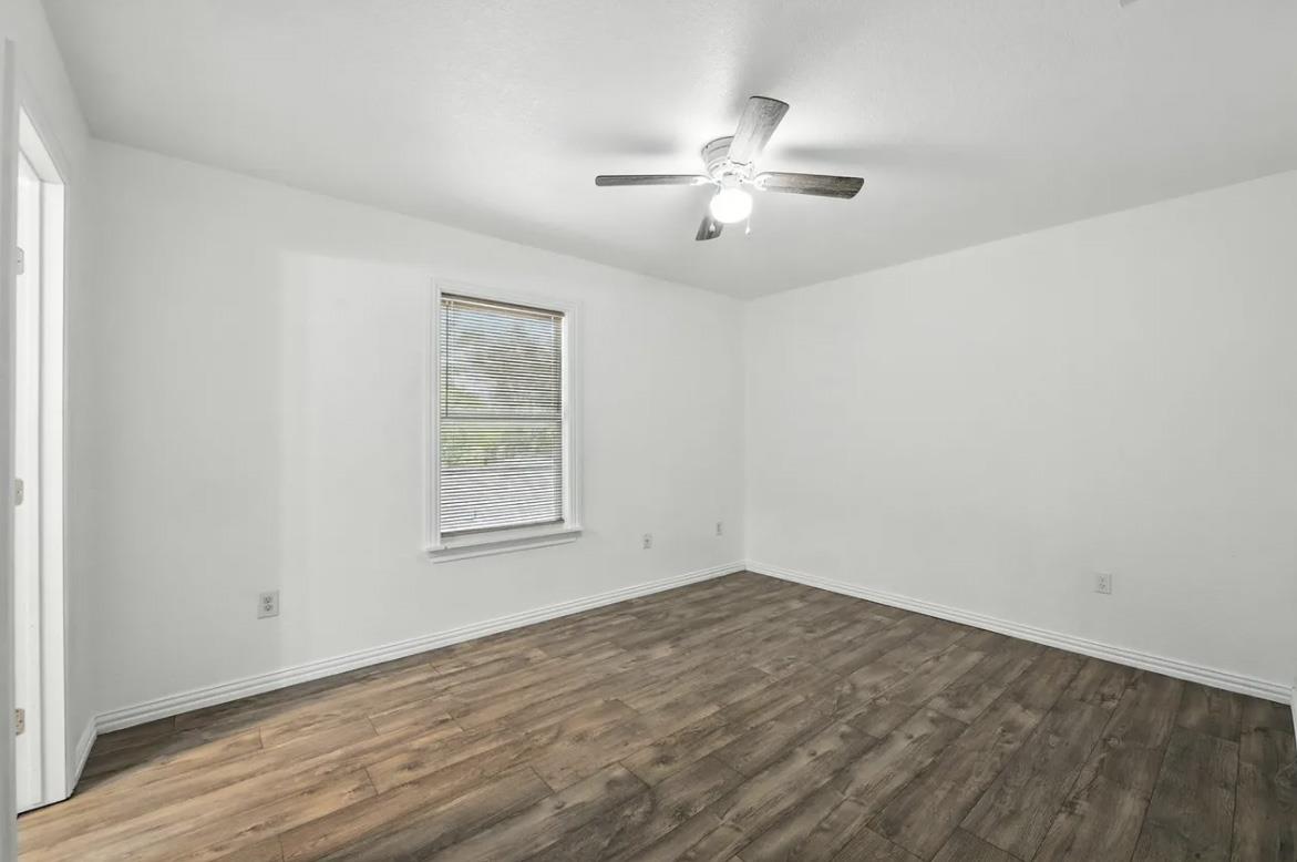 619 Comal Ave Property Photo 19