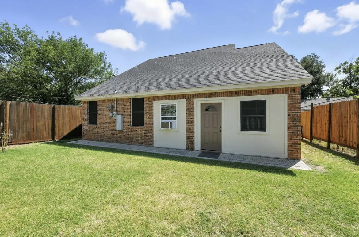 619 Comal Ave Property Photo 25