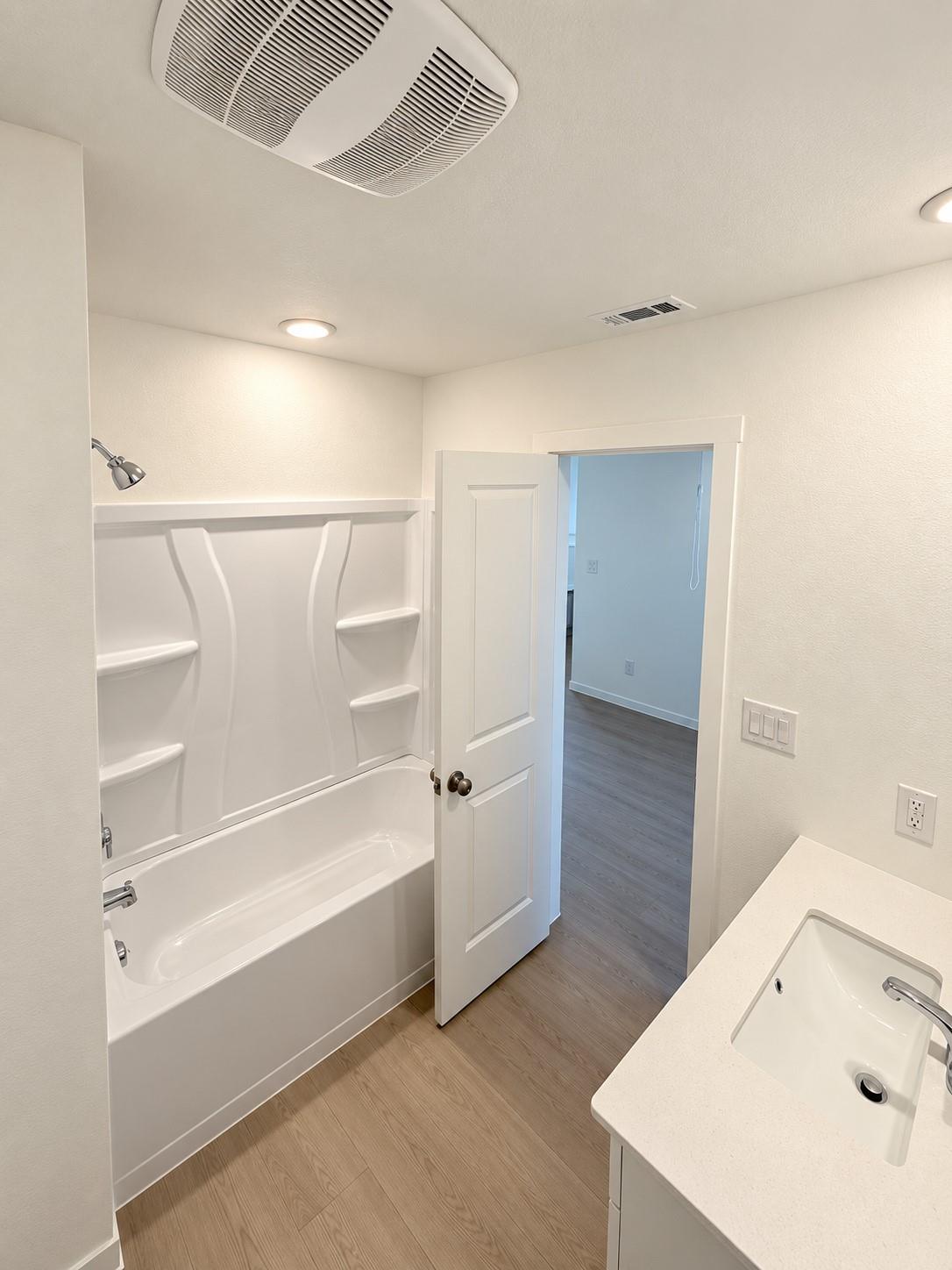 127 Jura Pass Property Photo 4