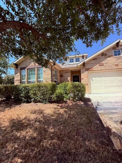 637 Palmilla St Property Photo 1
