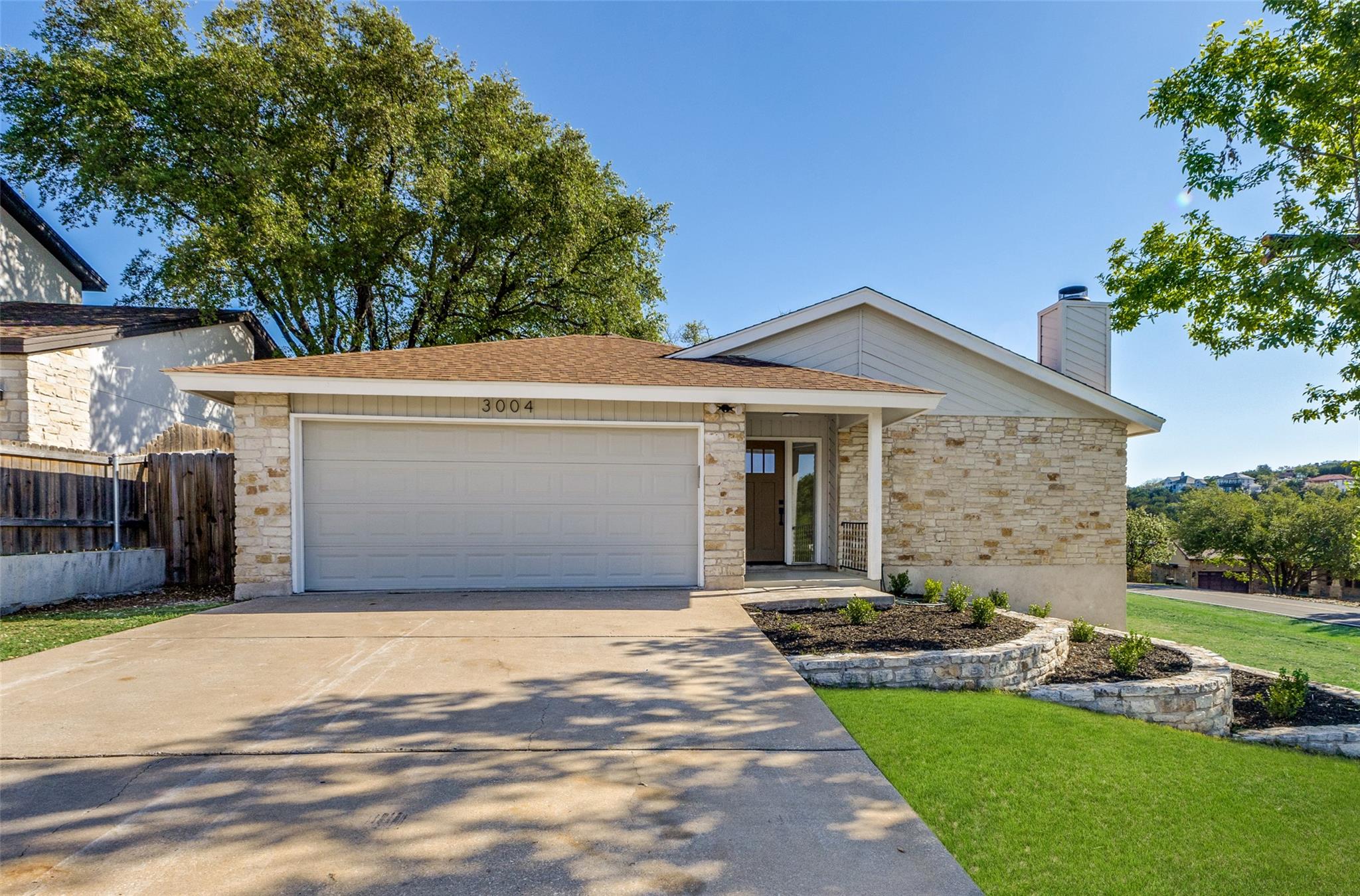 3004 Boone Dr