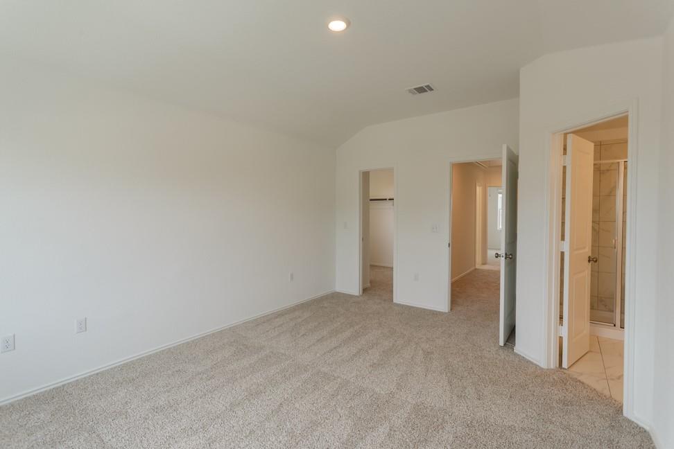 7104 Spotted Leaf Way Property Photo 19