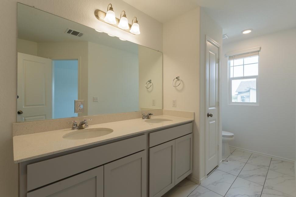 7104 Spotted Leaf Way Property Photo 21
