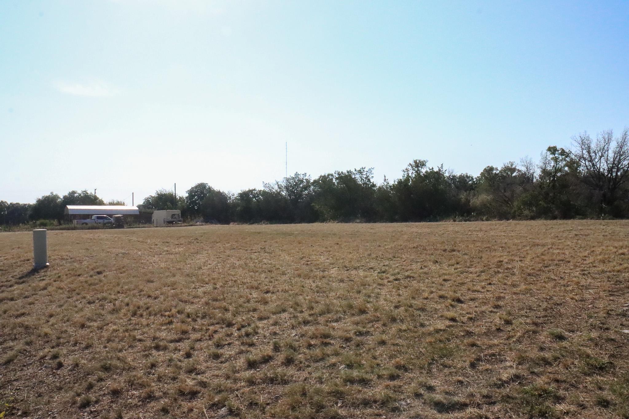 205 E Kelly Ln Property Photo 6