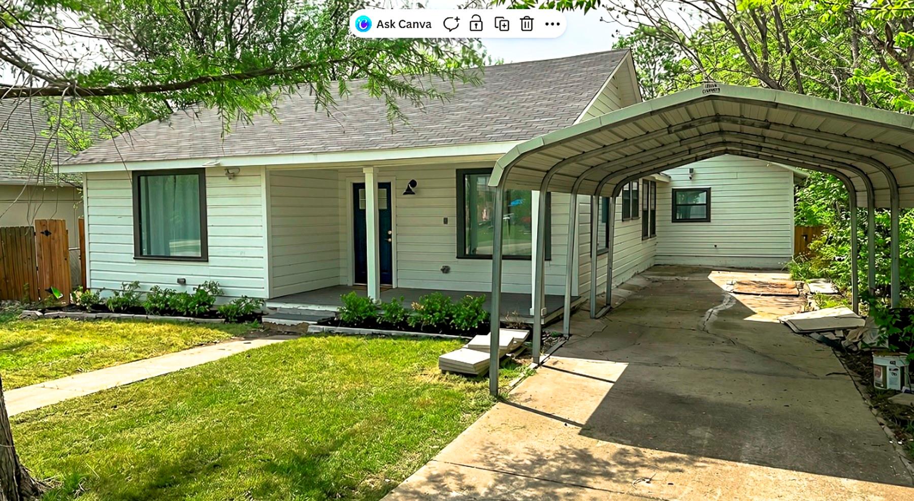 403 Lizzie St Property Photo 3
