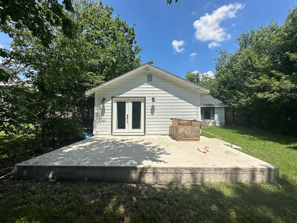 403 Lizzie St Property Photo 25