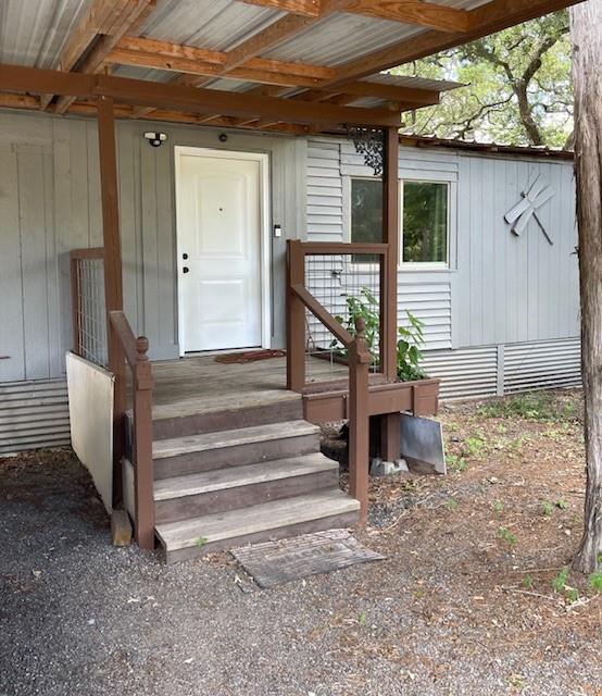 128 Park Dr Property Photo 4