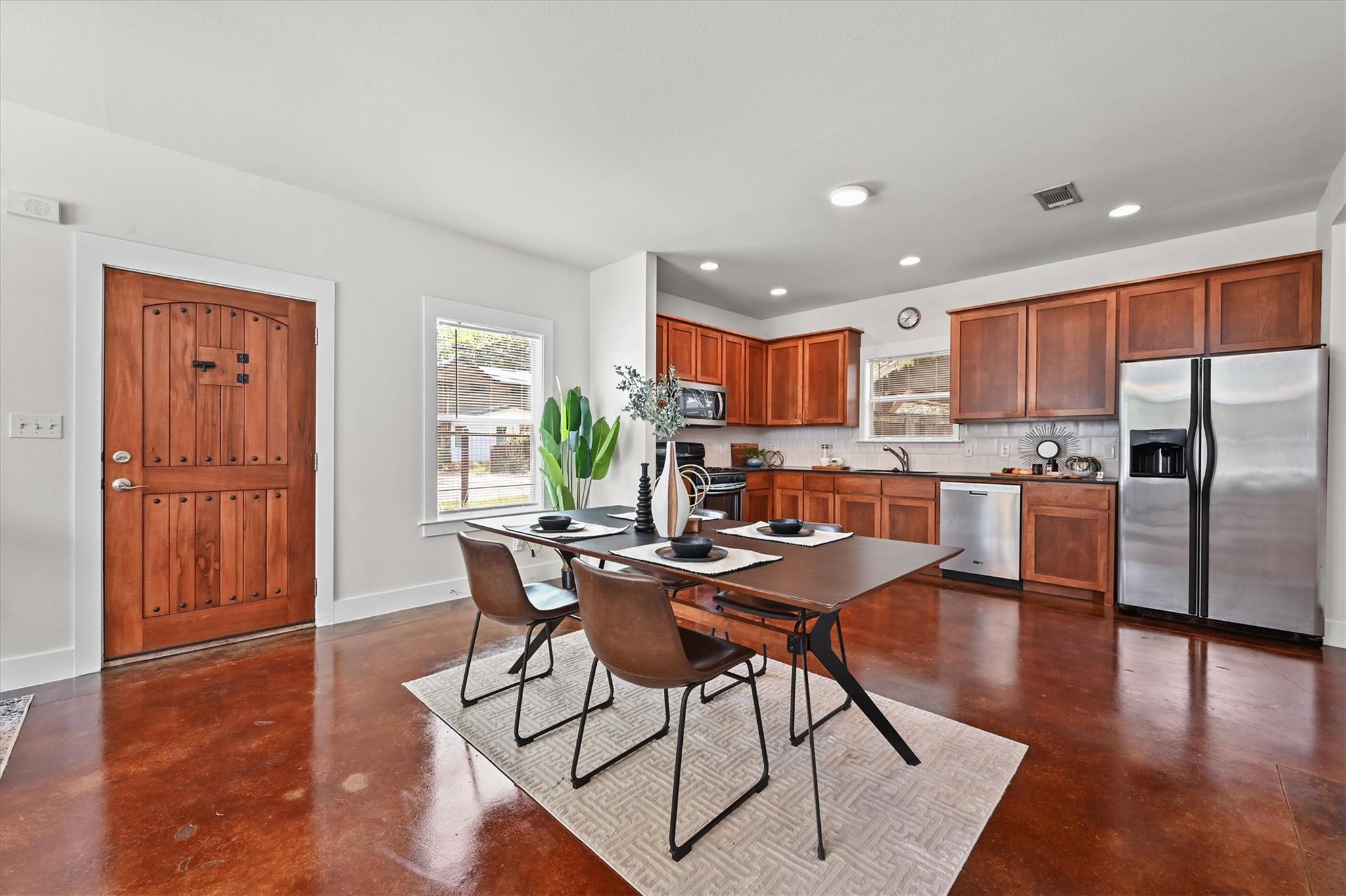 503 Allen St #503a Property Photo 1