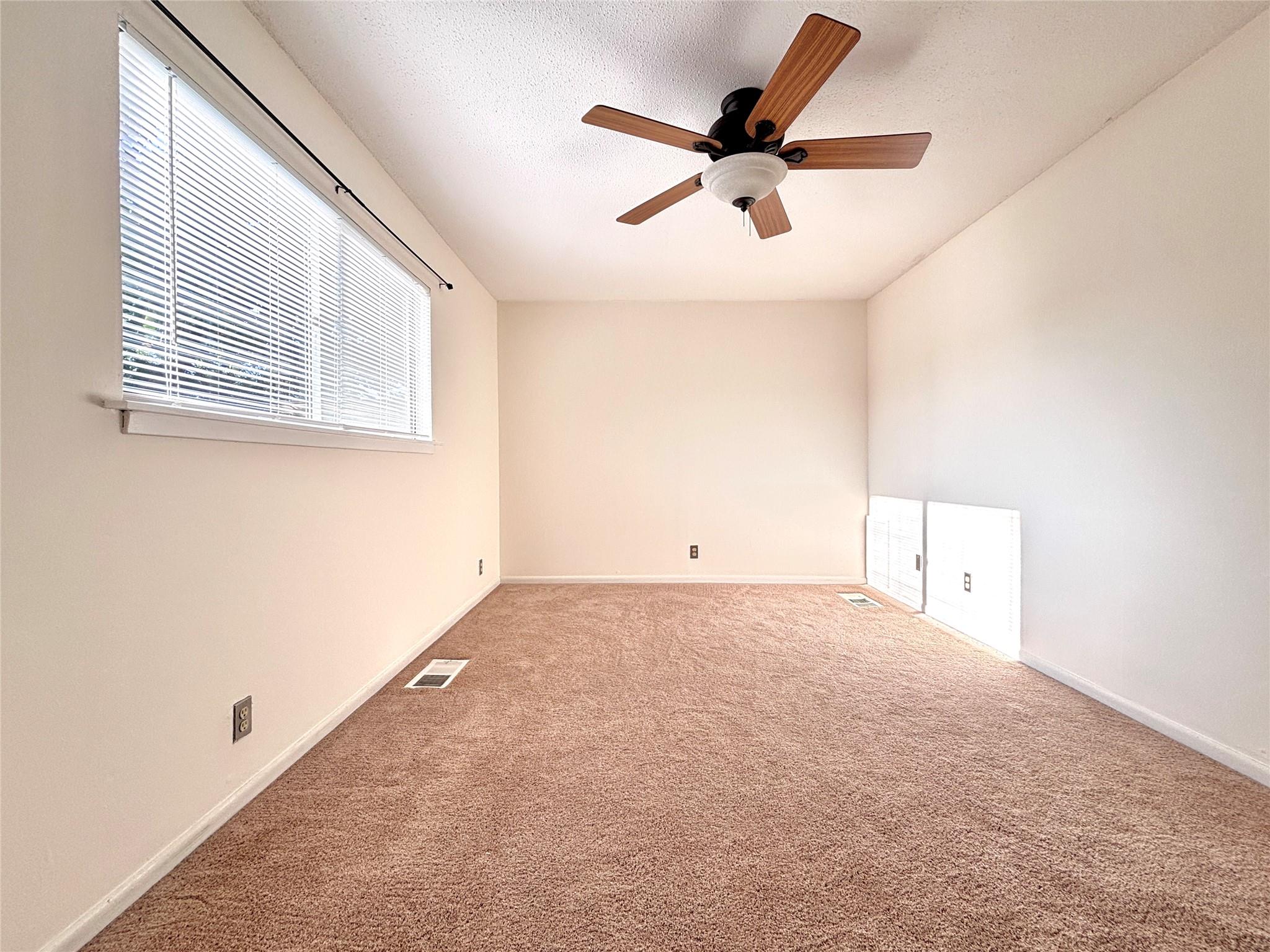 7407 Shadow Hill Dr Property Photo 12