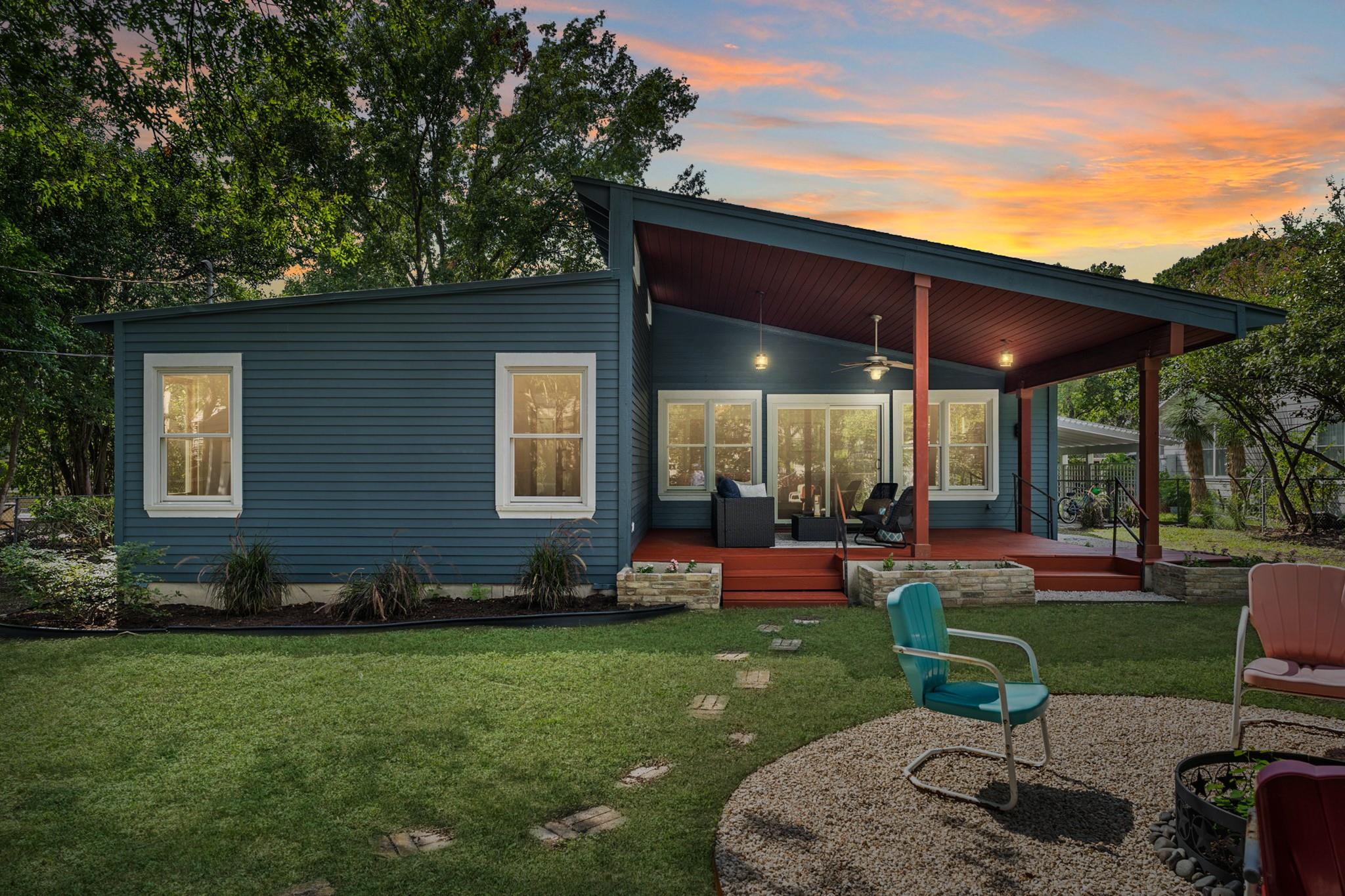 5705 Woodview Ave Property Photo 1