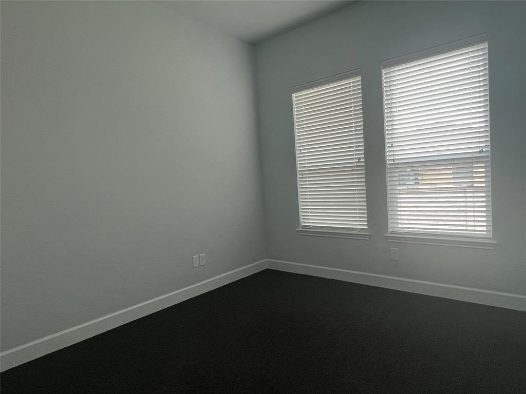 660 S Bagdad Rd #120 Property Photo 4