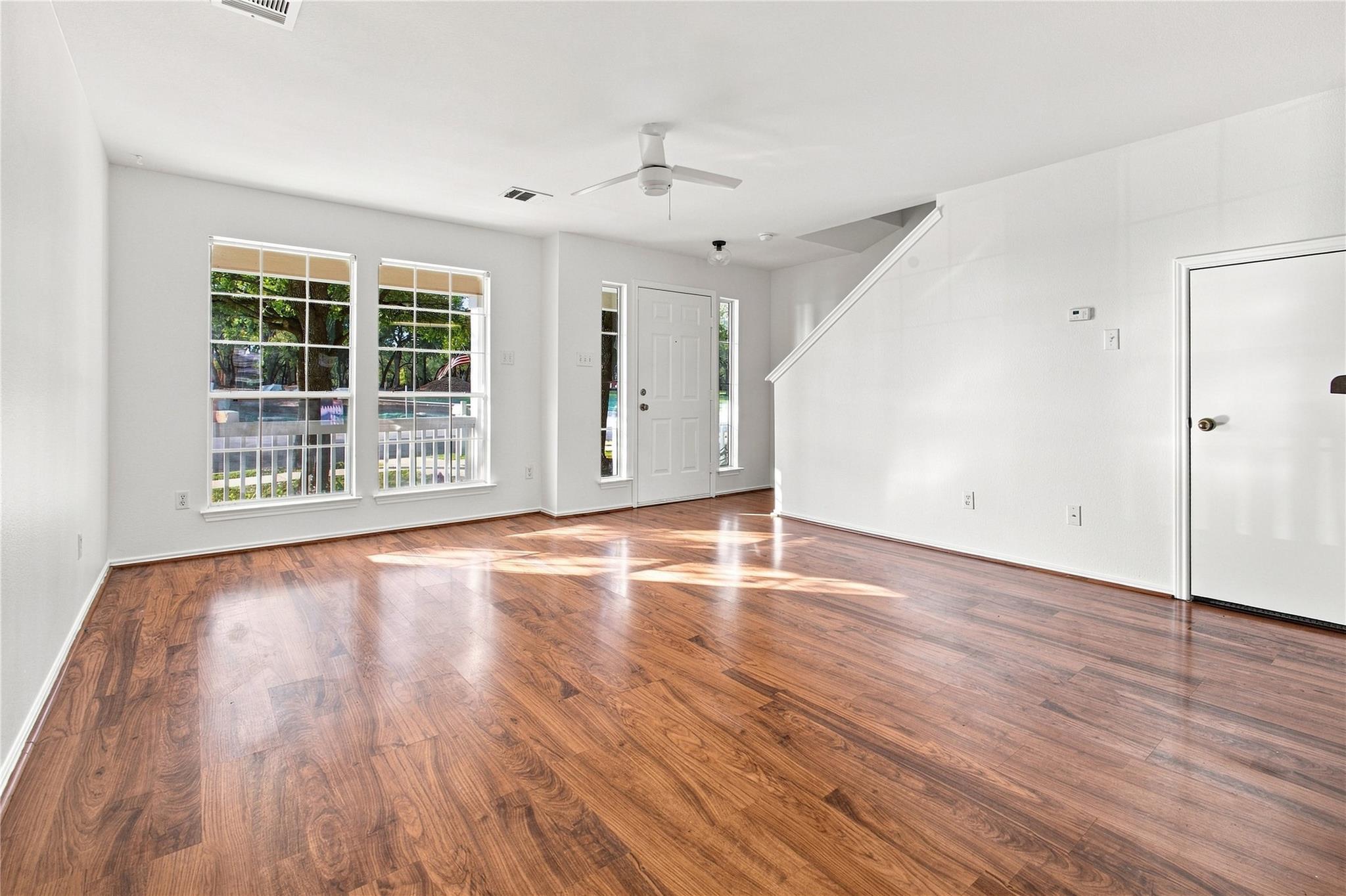 437 Haupt None Property Photo 3