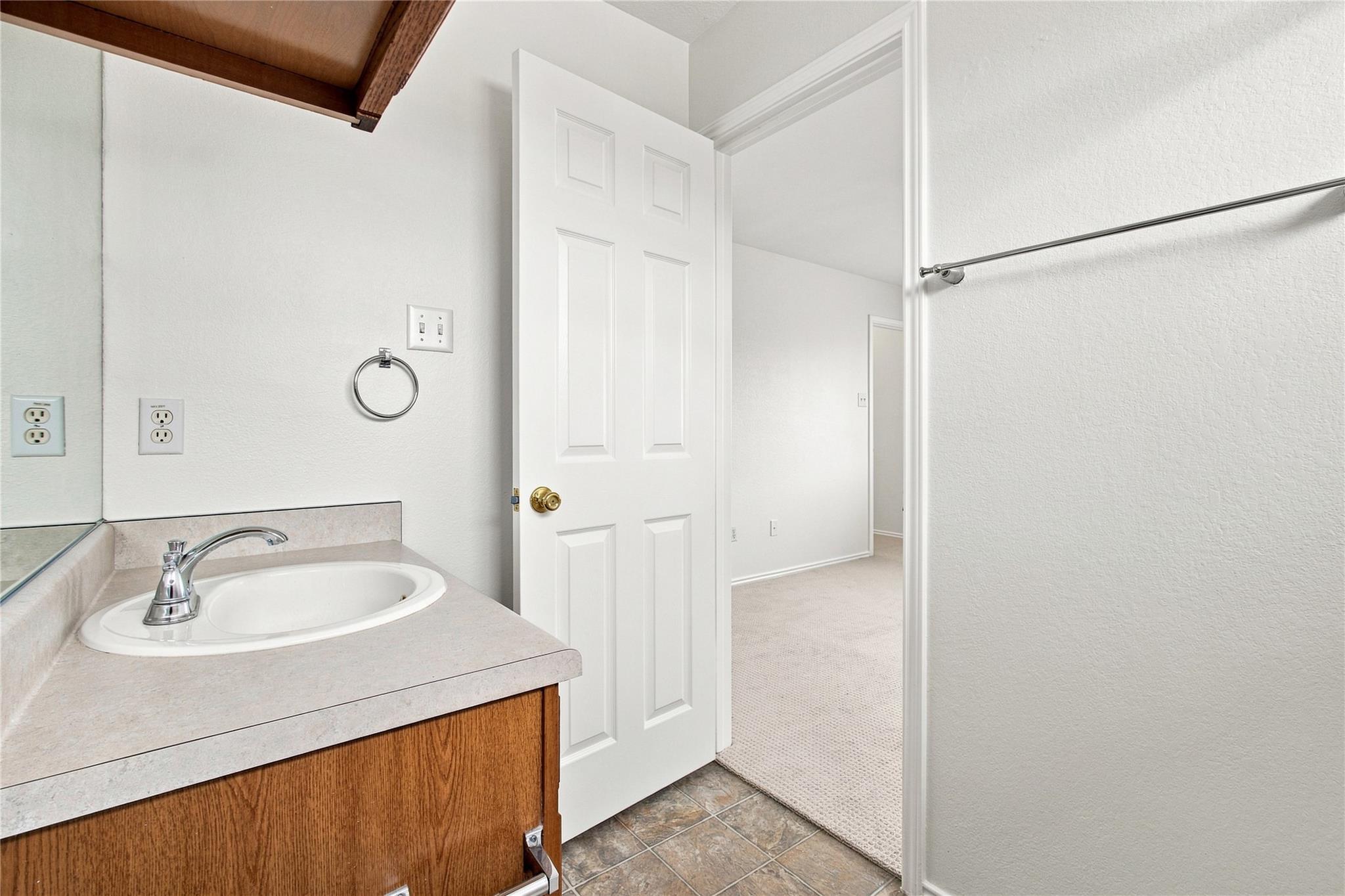 437 Haupt None Property Photo 12