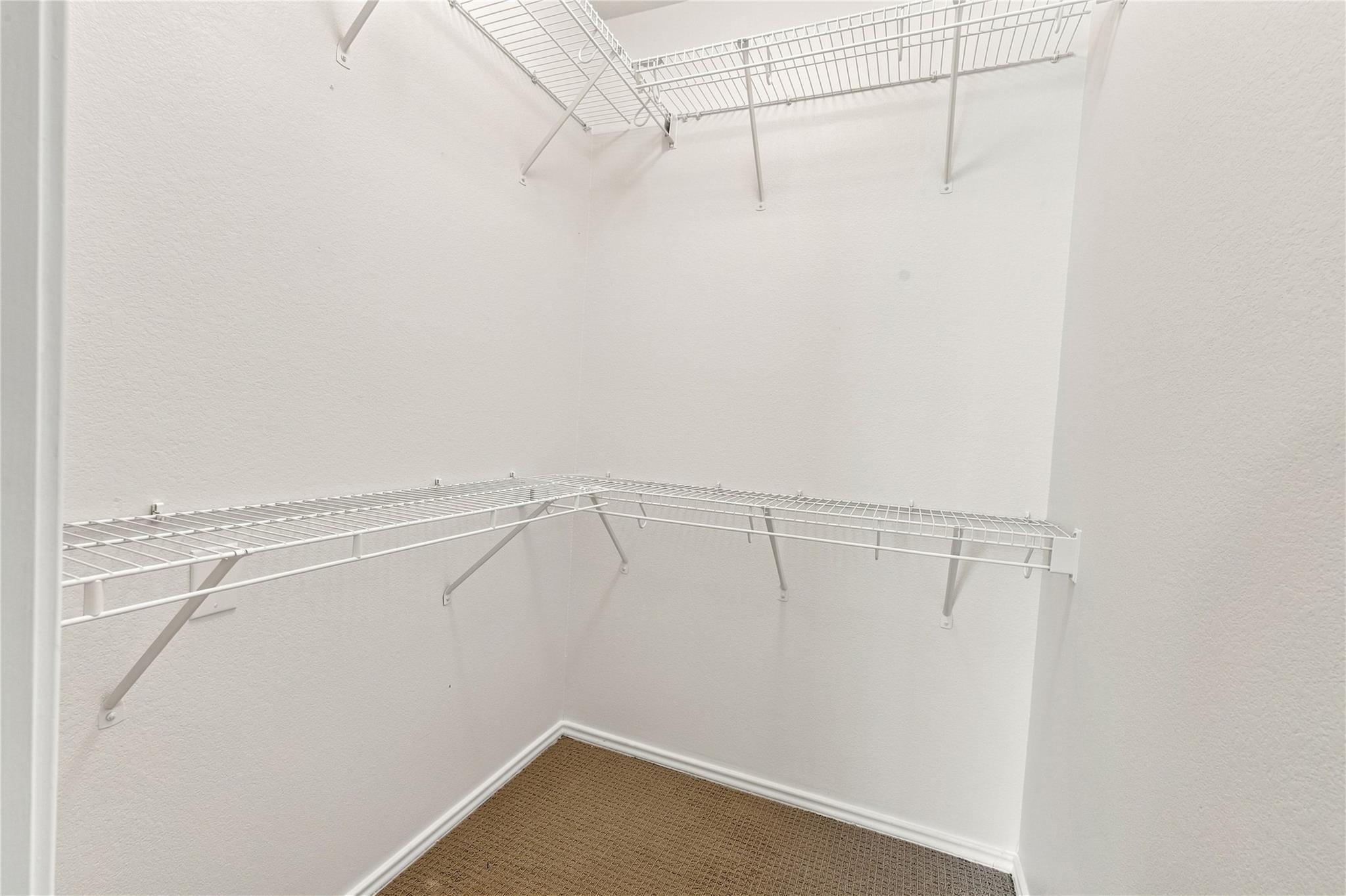 437 Haupt None Property Photo 13