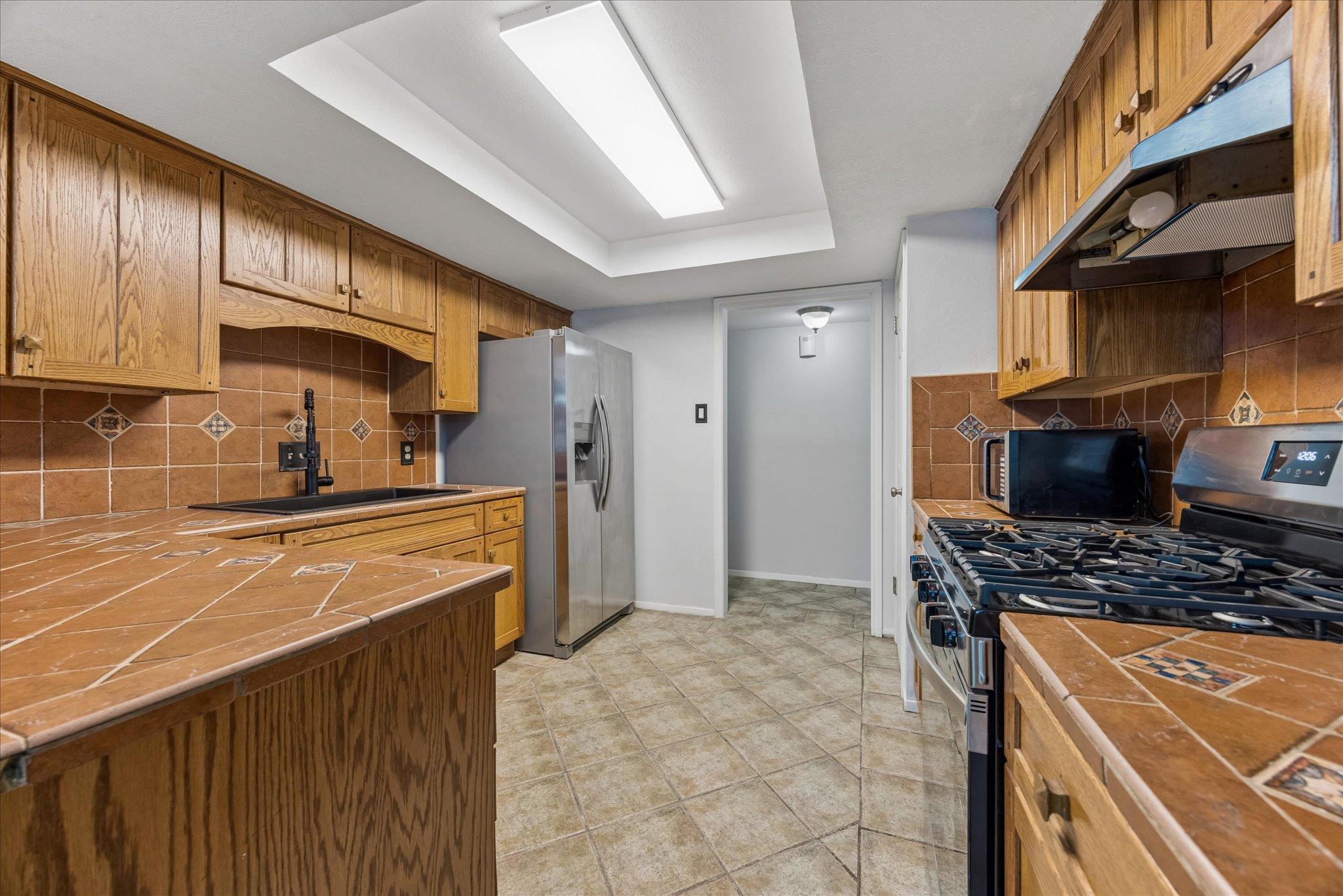 6402 Bluesky Way Property Photo 7