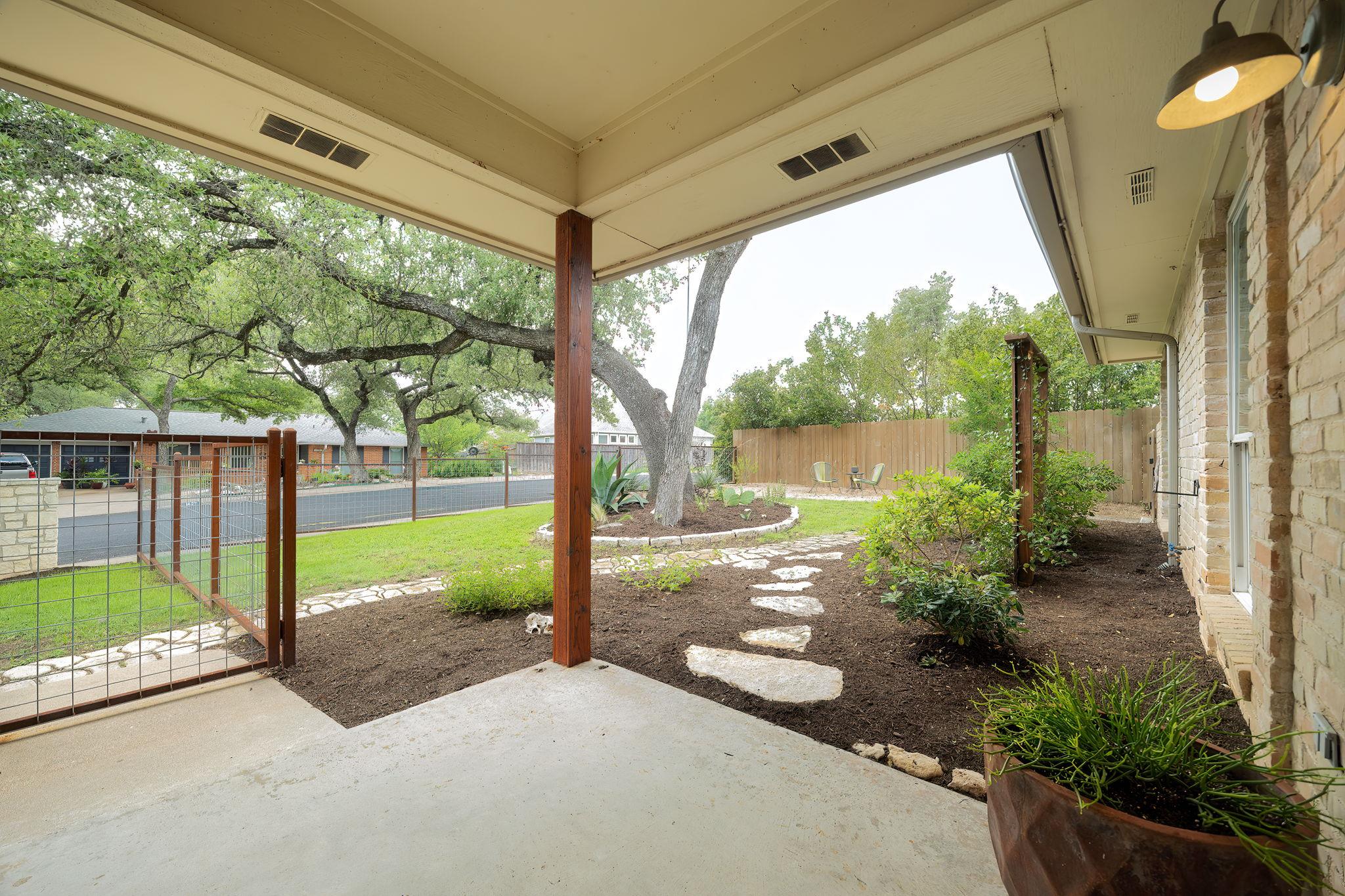 1406 Radam Cir Property Photo 6