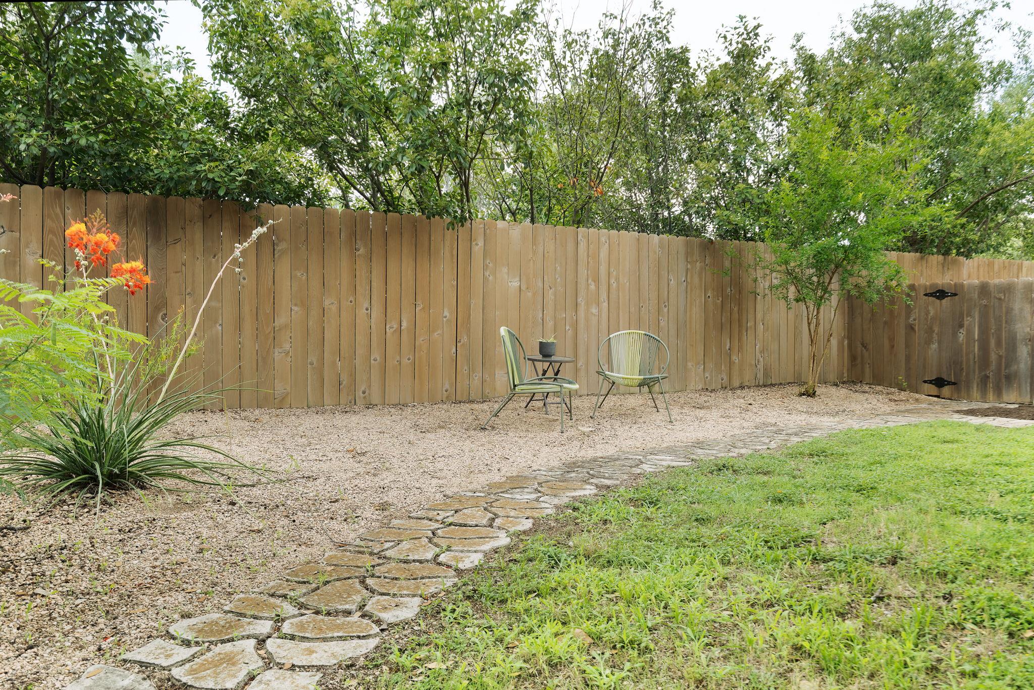 1406 Radam Cir Property Photo 39