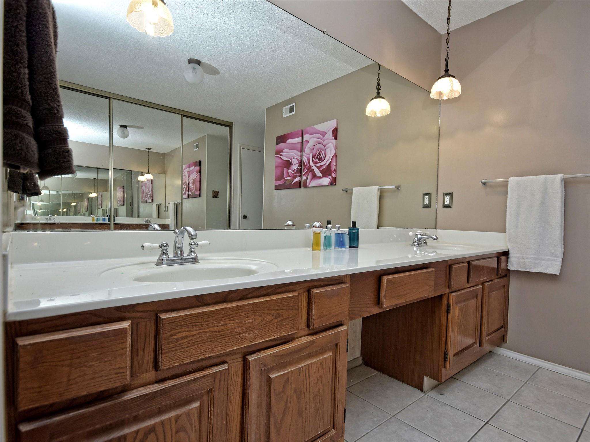 7801 Palacios Dr Property Photo 14