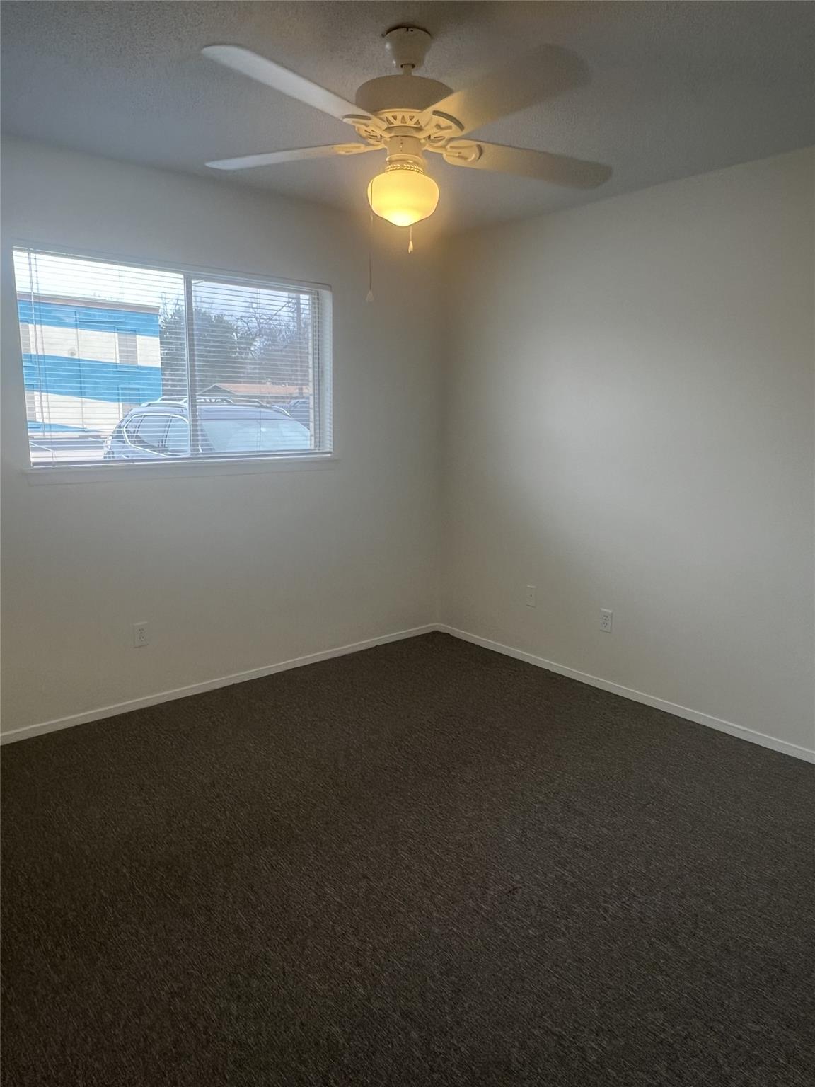 1501 W North Loop Blvd #106 Property Photo 7