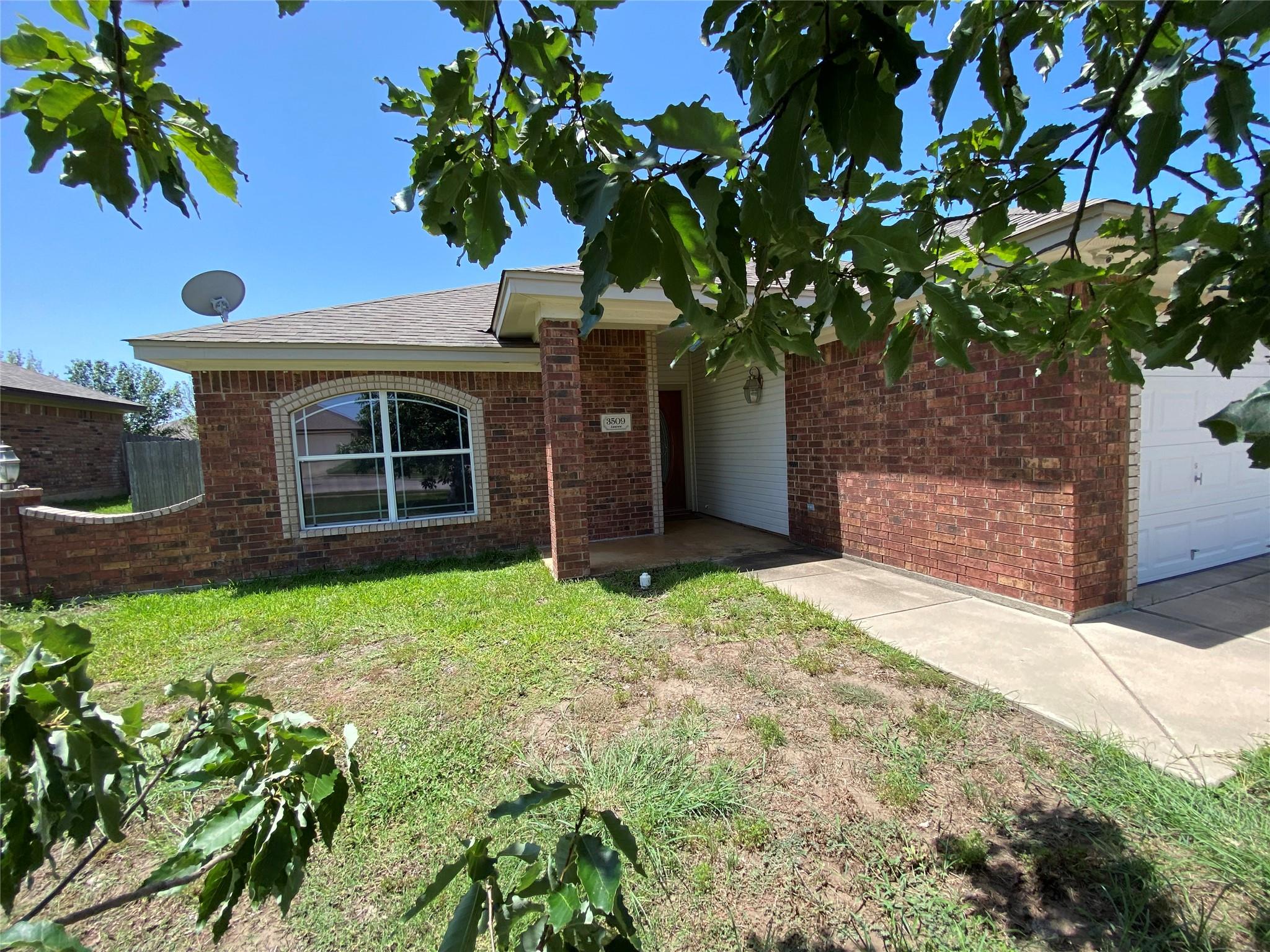 3509 Lauren St Property Photo 1