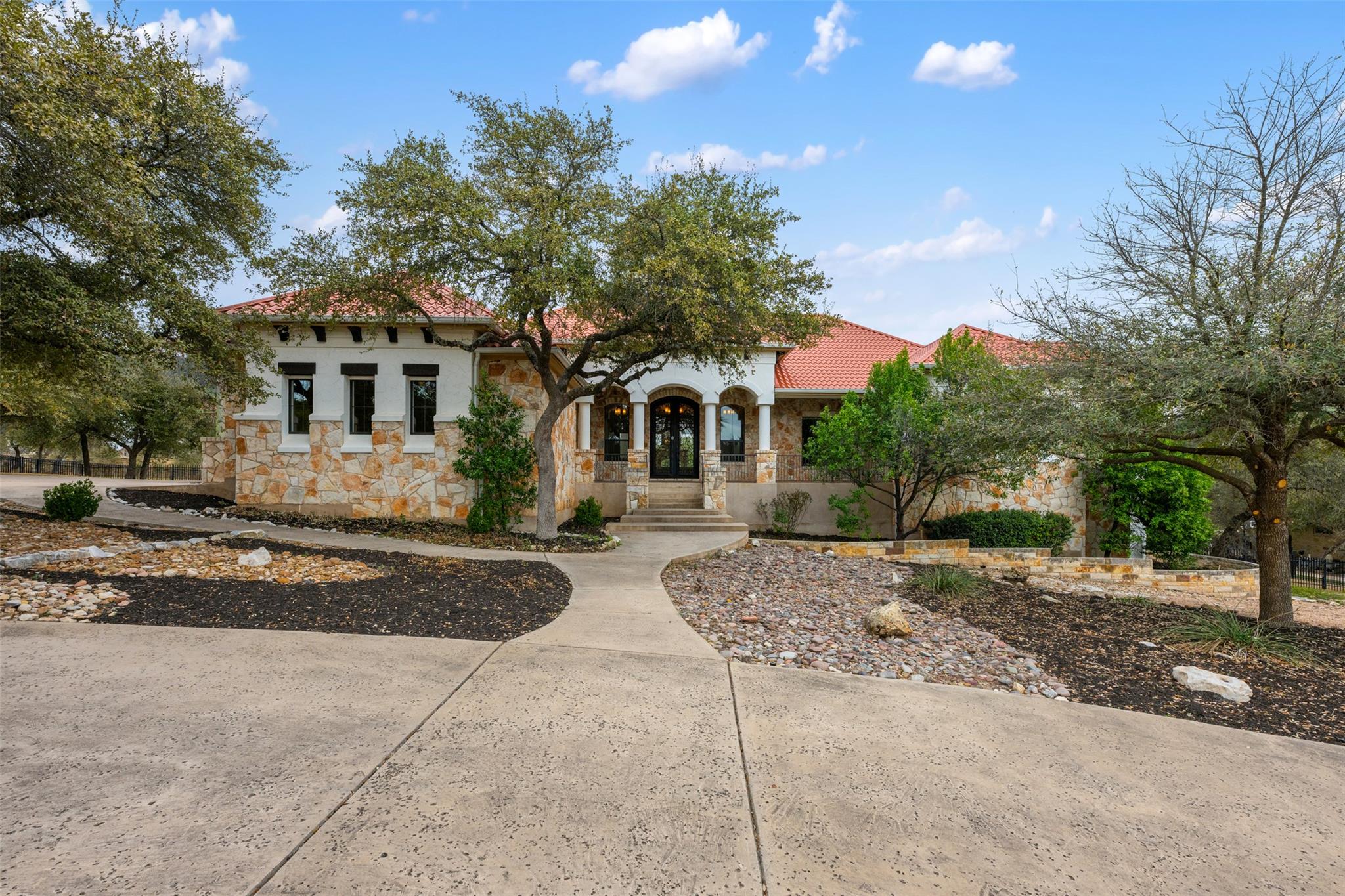 105 Bartley Dr Property Photo