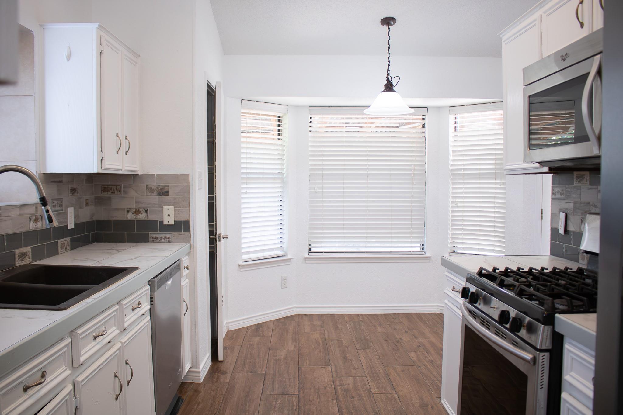 2013 Yaupon Trl Property Photo 7