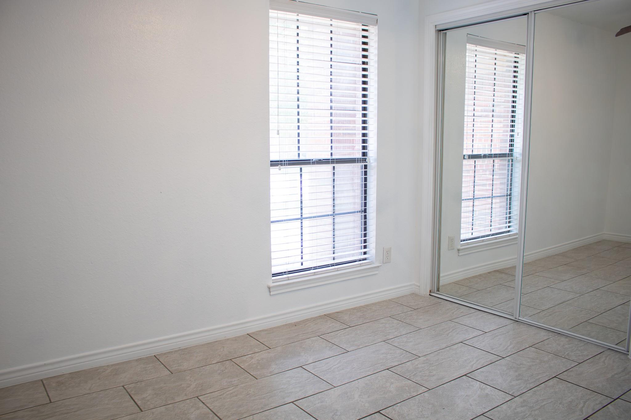 2013 Yaupon Trl Property Photo 8