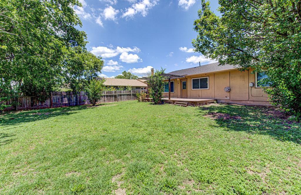 1711 Cricket Hollow Dr Property Photo 14