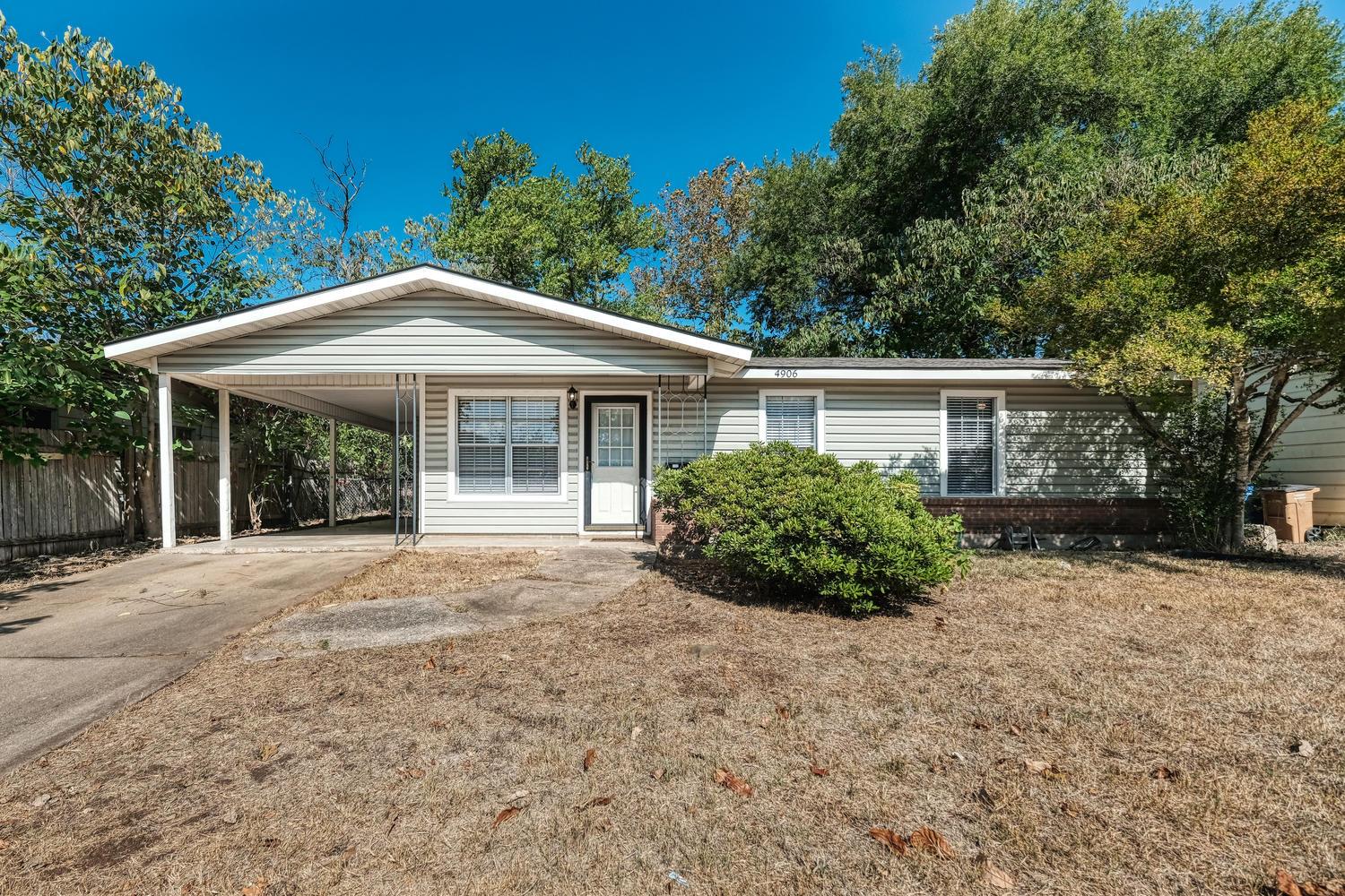 4906 Gladeview Drs Property Photo 1